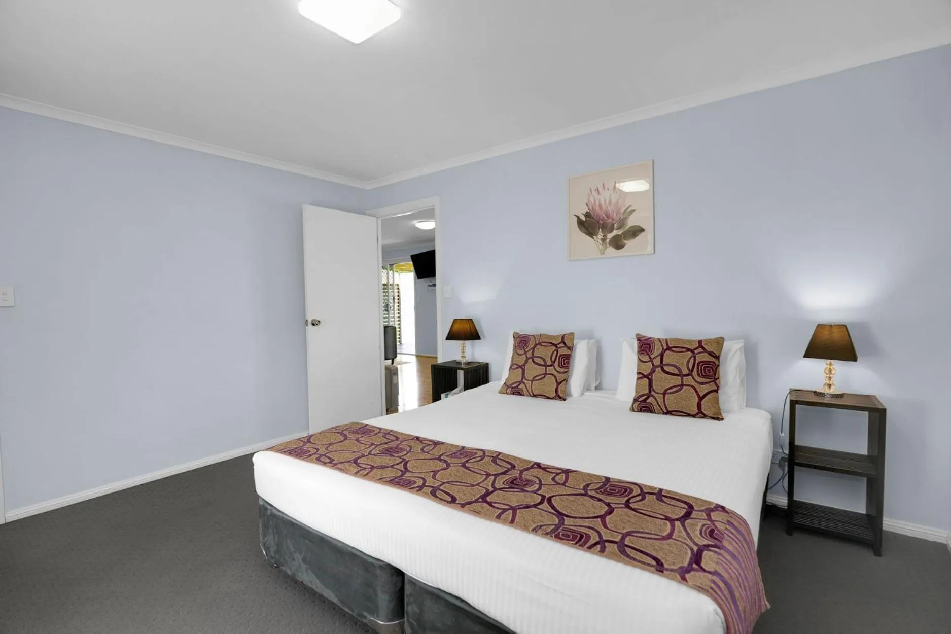 Bed in Starline Alpacas Farmstay Resort