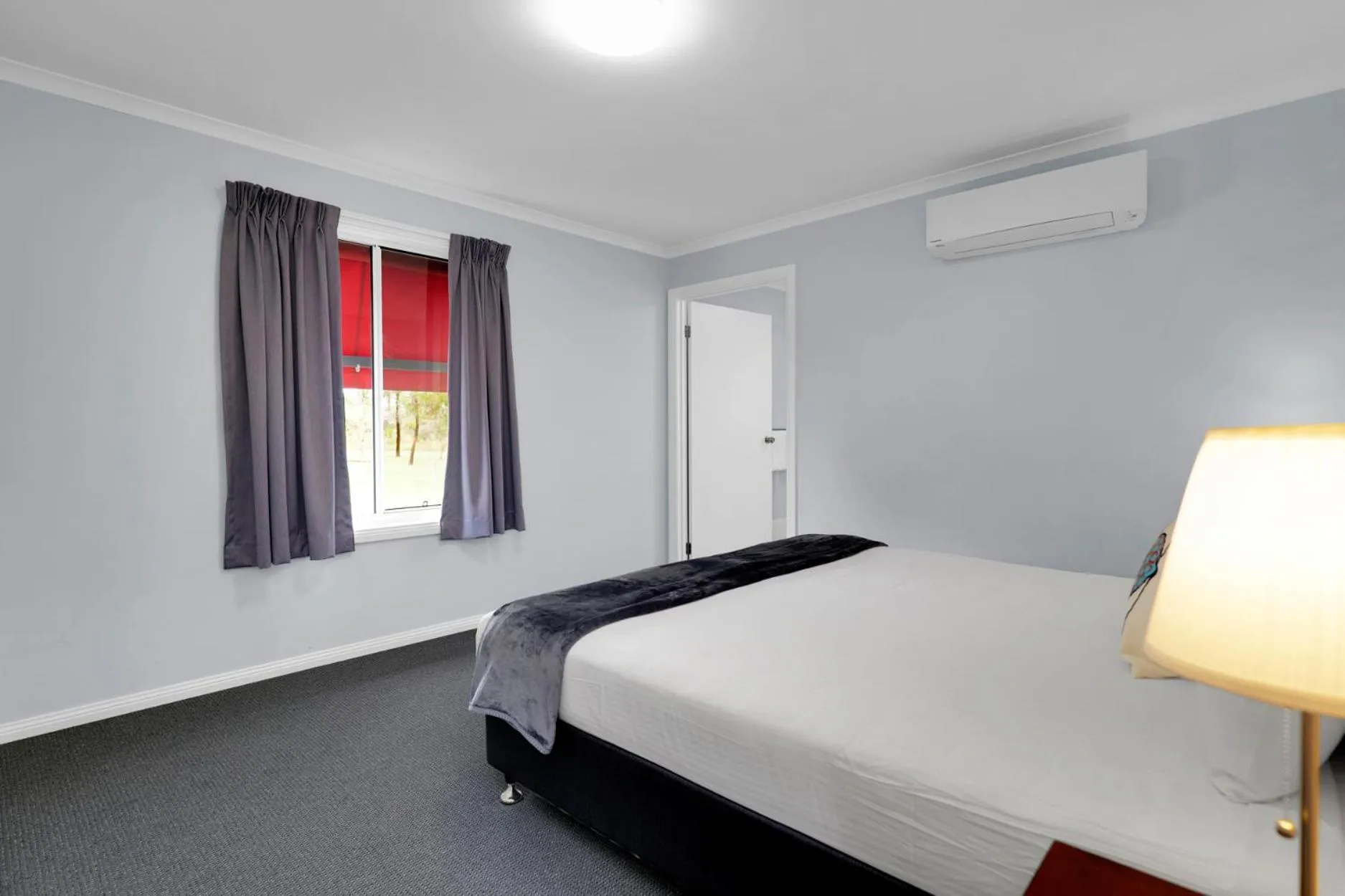 Bed in Starline Alpacas Farmstay Resort