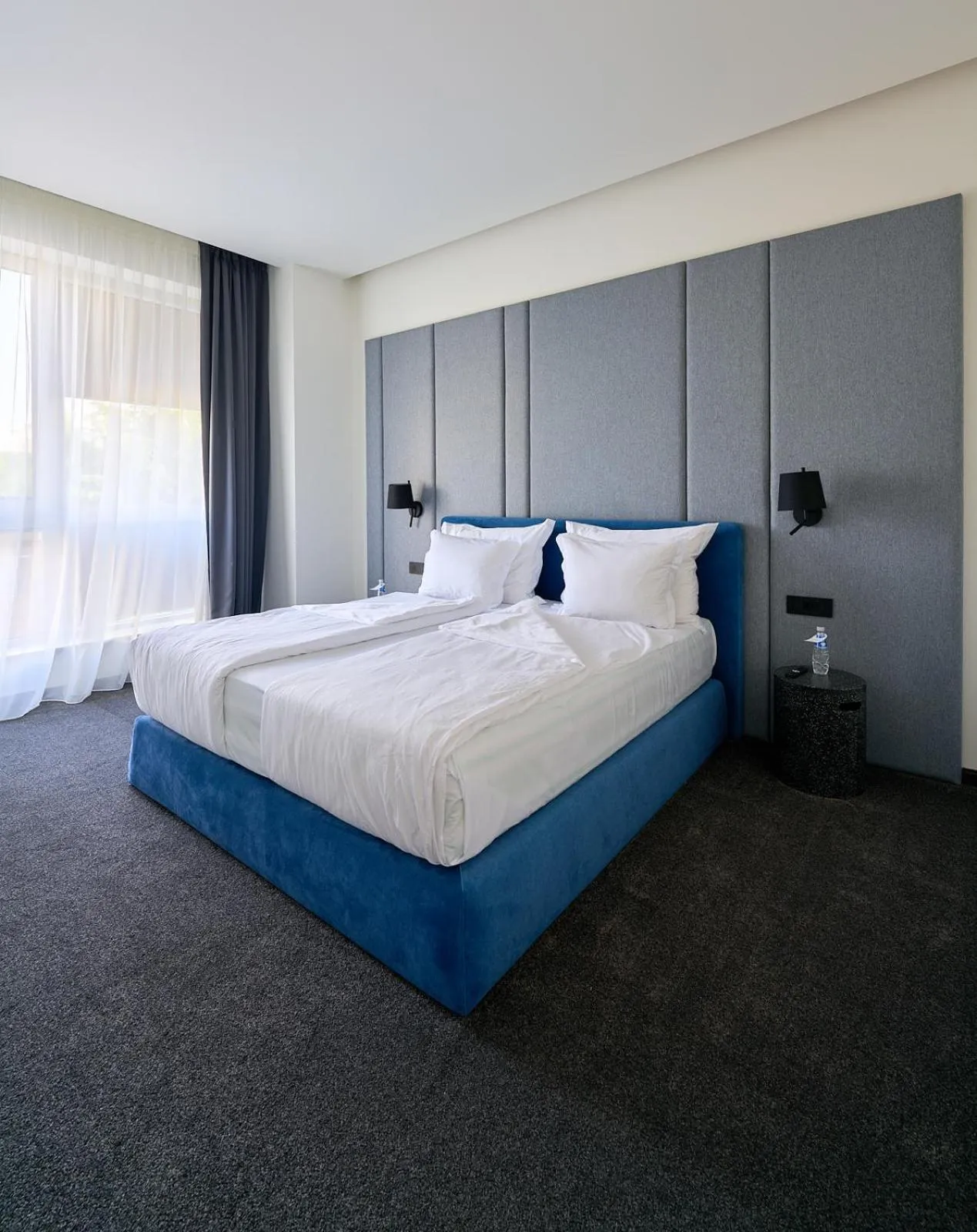 Bed in Adella Boutique Hotel - Free Secured Parking