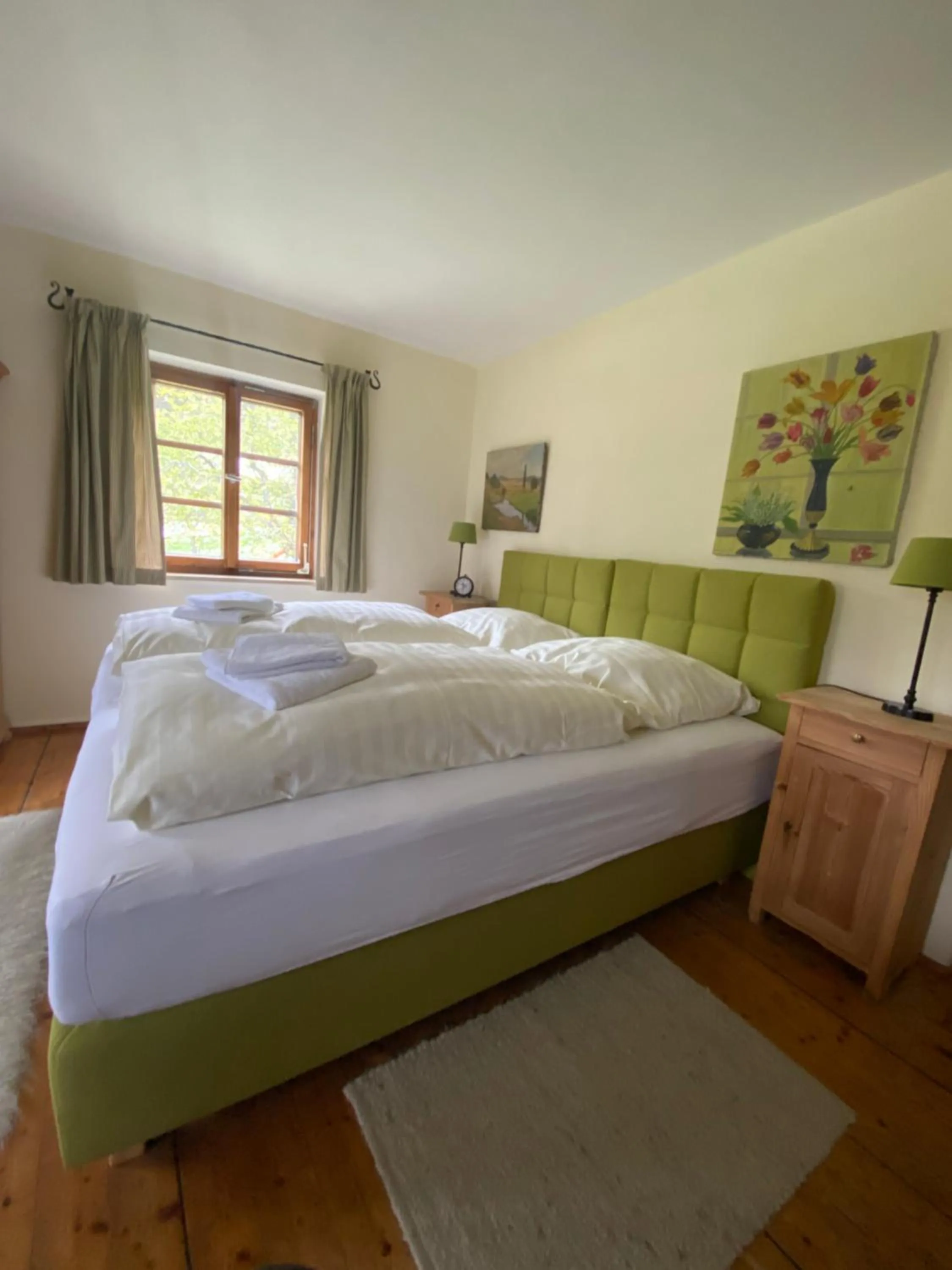 Bedroom, Bed in Berggasthof Butzn Wirt