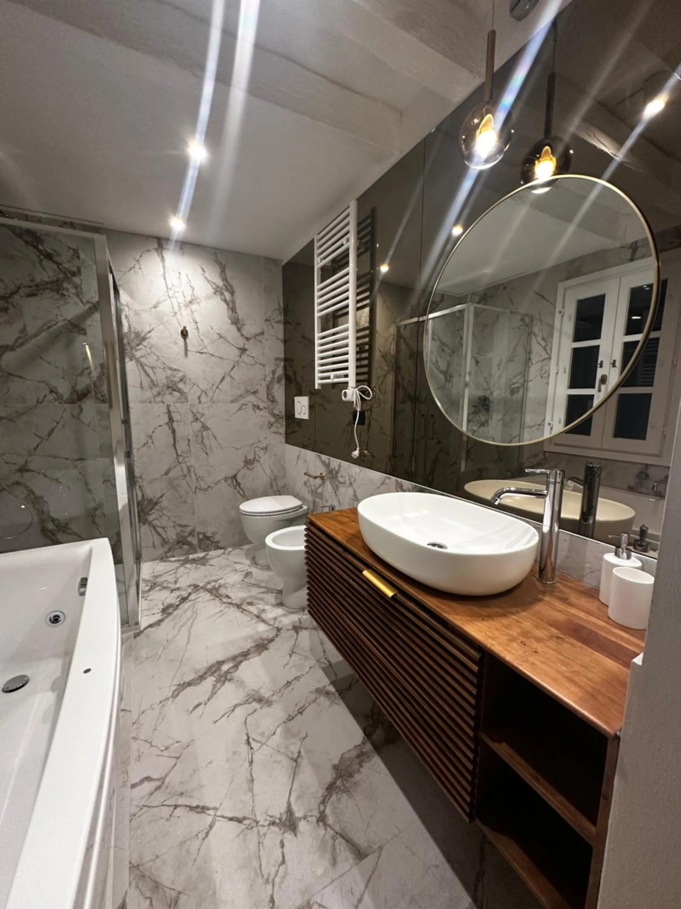 Shower in Renascentia in Florence - Adults Only