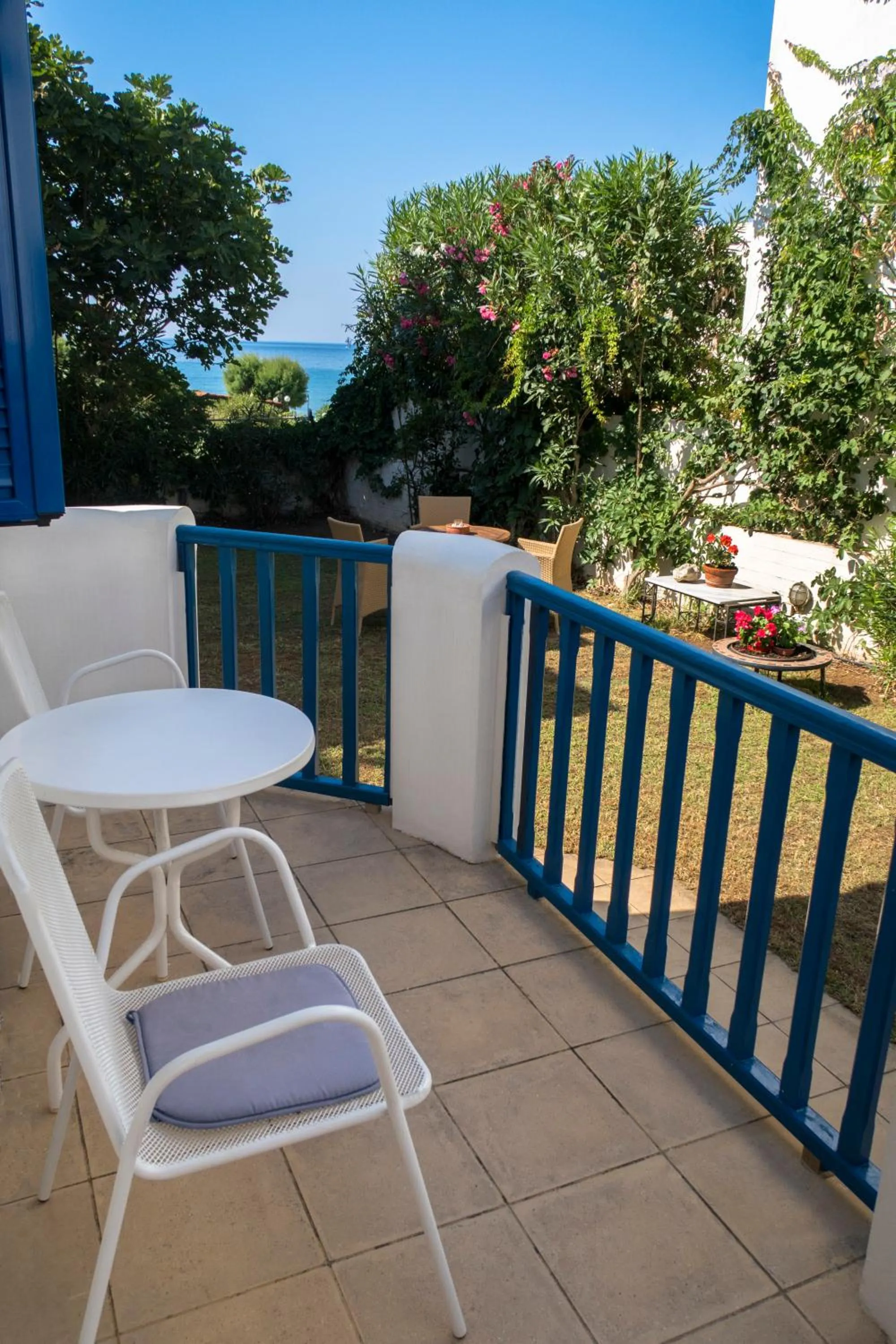 Balcony/Terrace in Astra Hotel Apartments