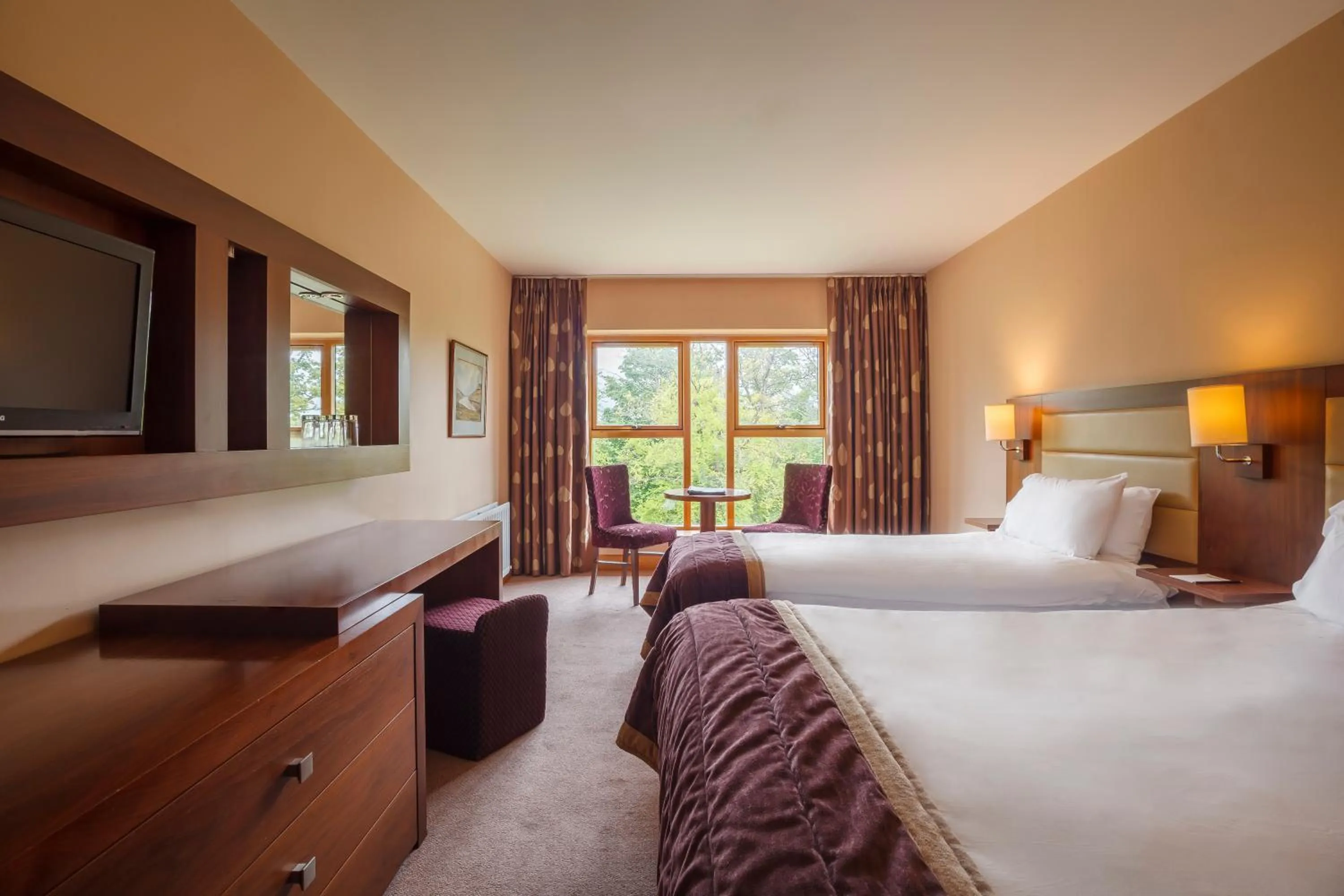 Bed in Westport Woods Hotel & Spa