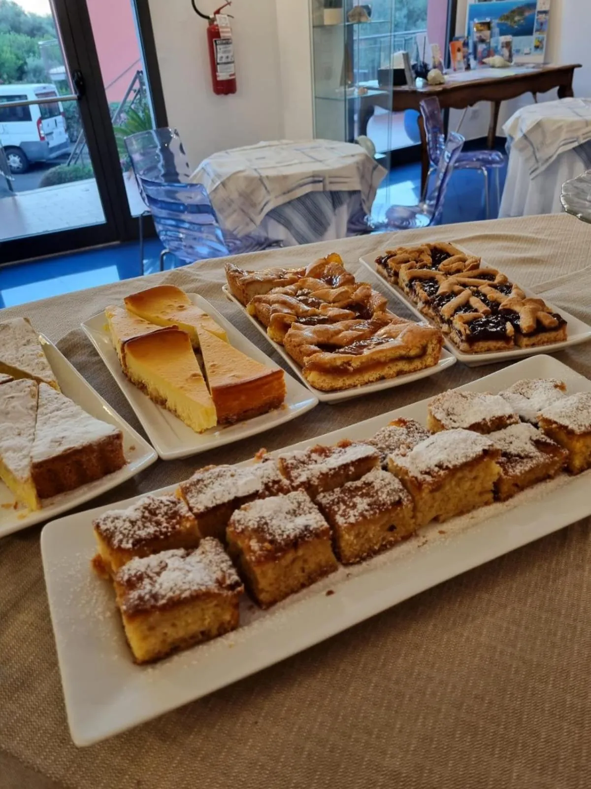 Breakfast in Baia Blu RTA Residence