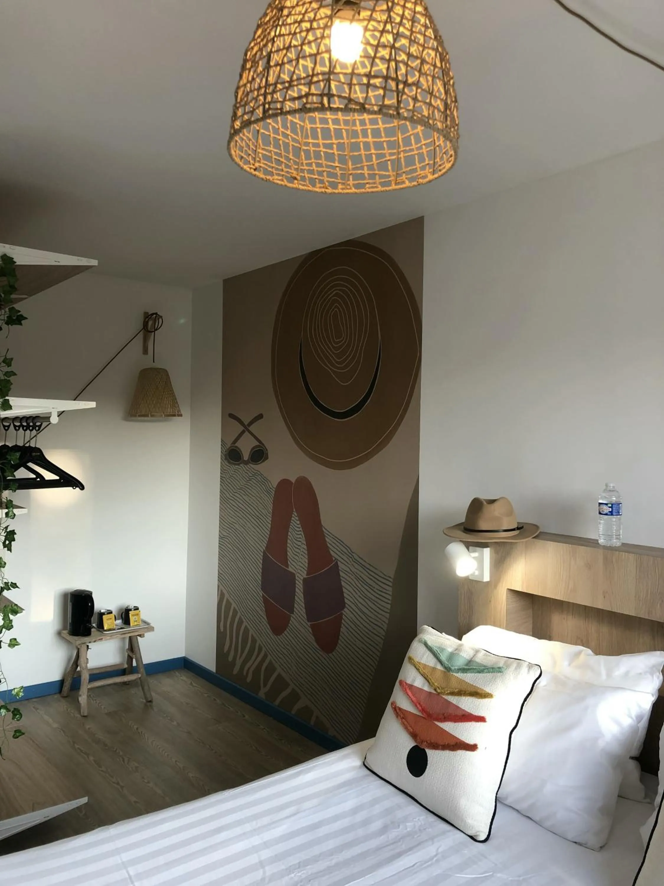 Bed in Hôtel Heod - Binic - Saint-Quay-Portrieux