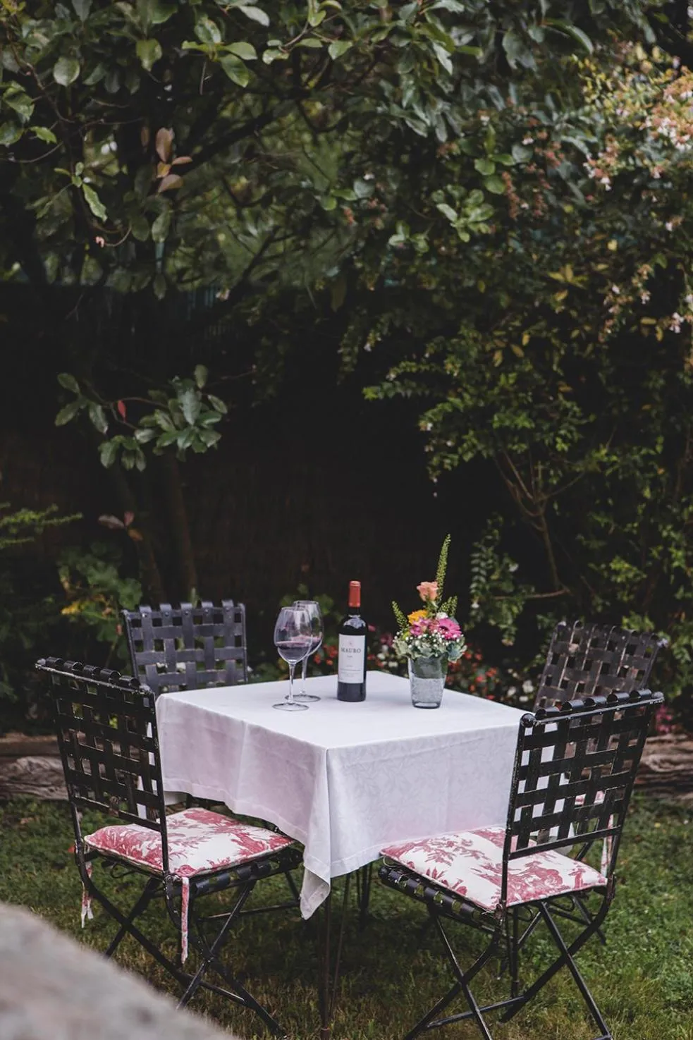 Seating area in Hotel IRARAGORRI