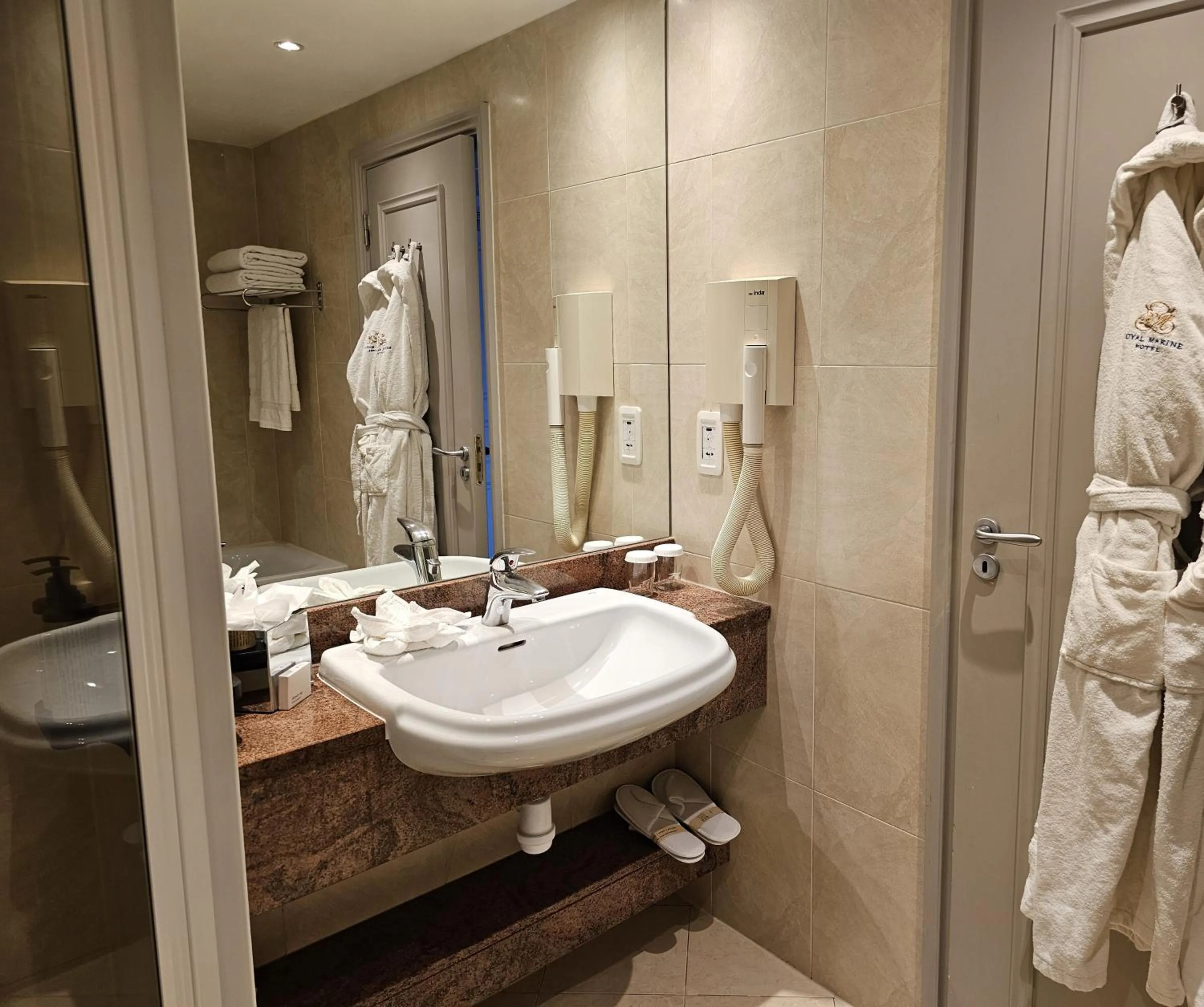 Bathroom in Royal Marine Hotel