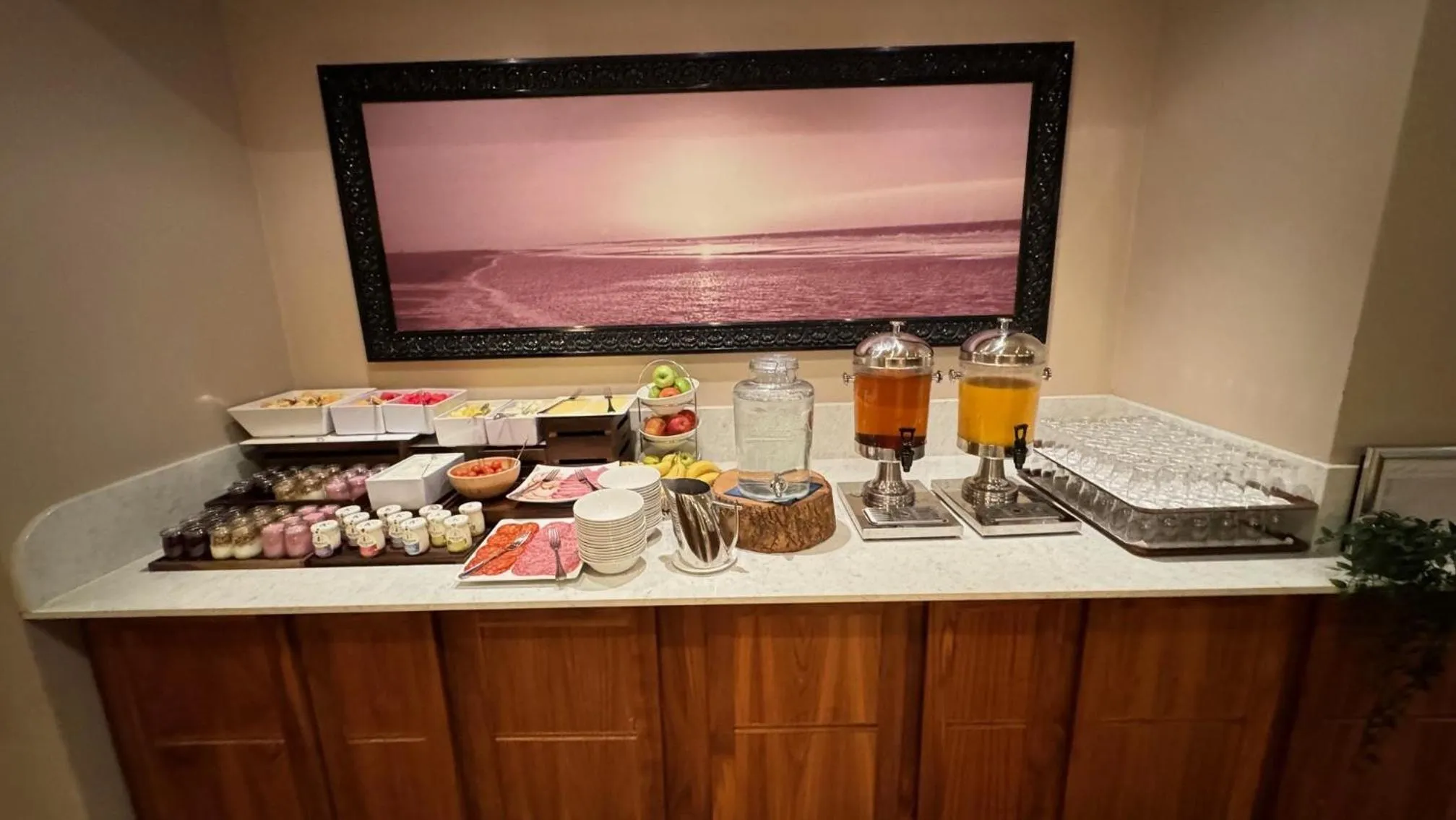 Breakfast in Royal Marine Hotel