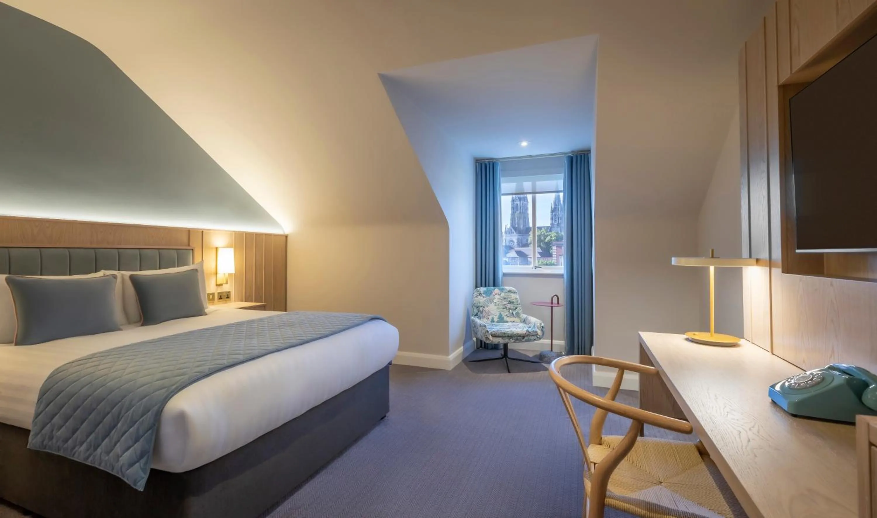 Bed in Lancaster Lodge