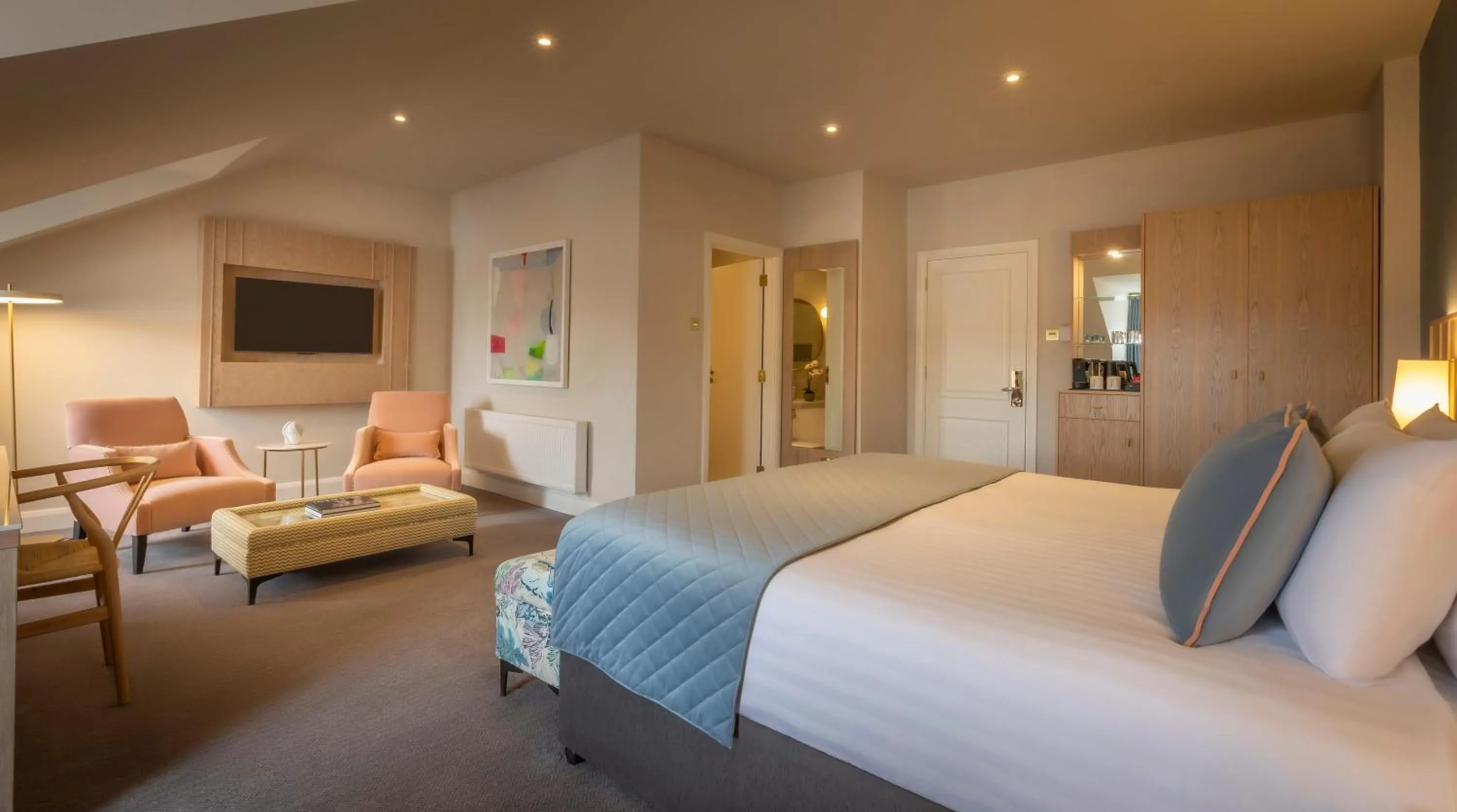 Bed in Lancaster Lodge