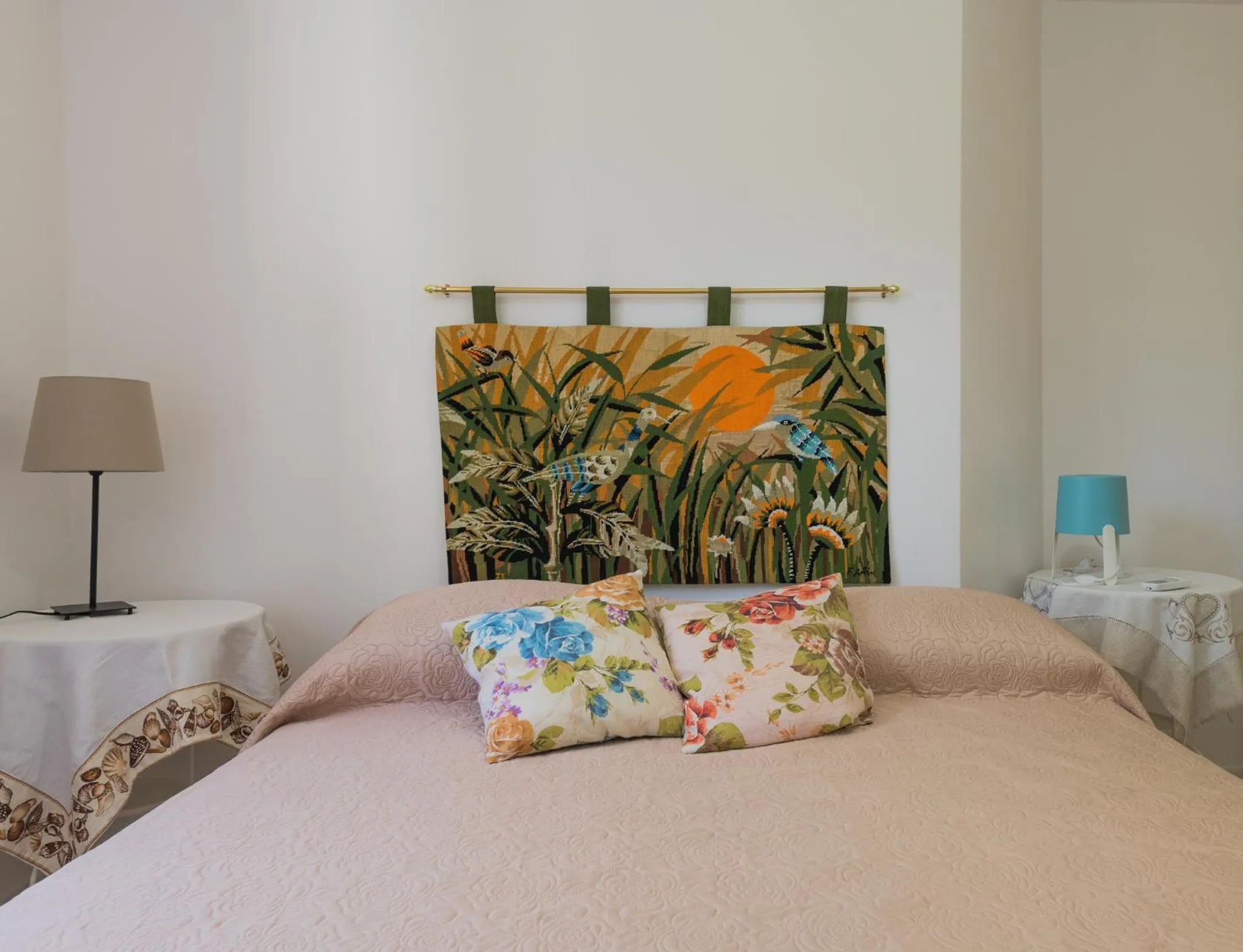 Bed in VILLA ISCLA maison d'hôtes