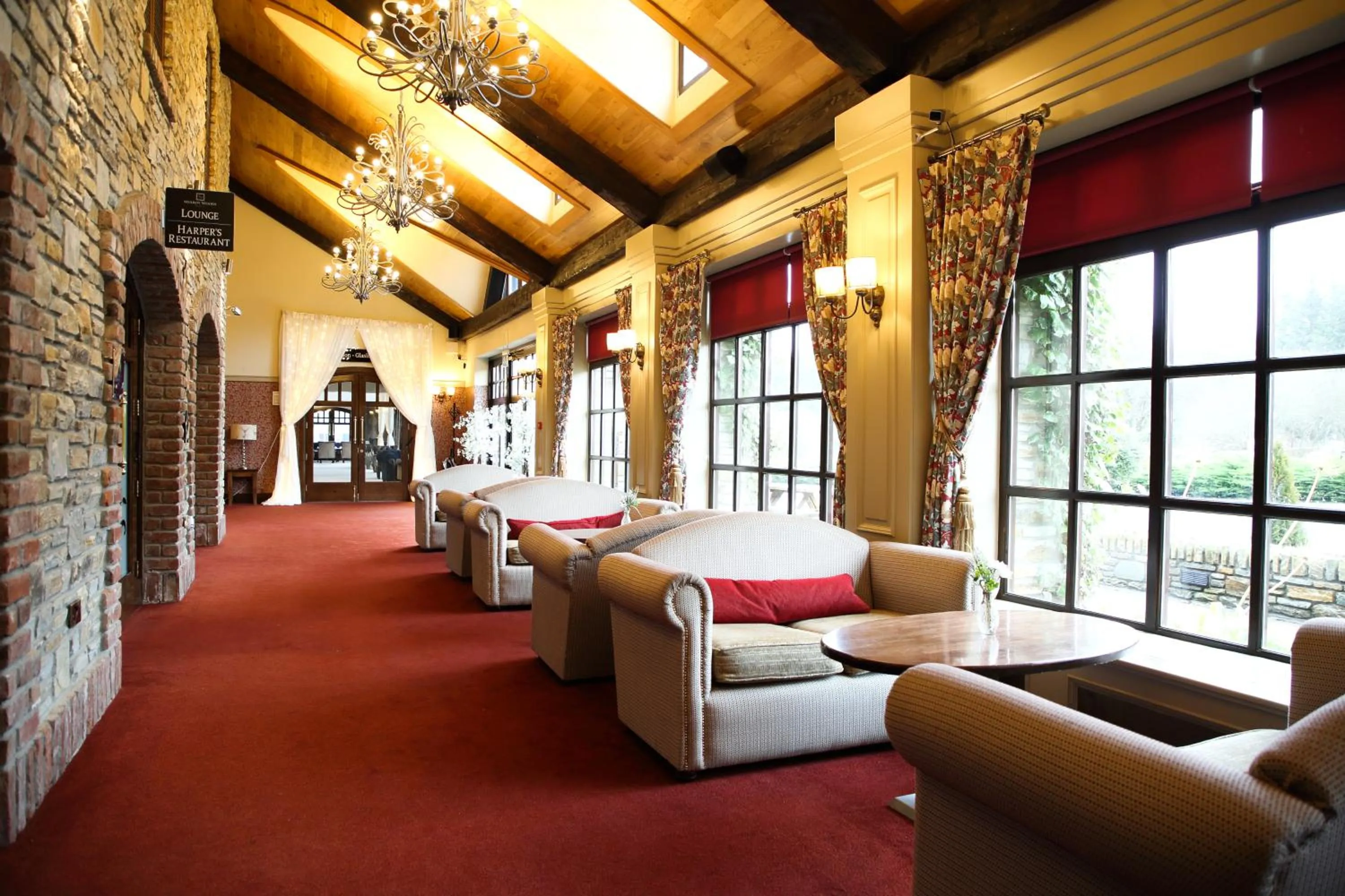 Lobby or reception in Mulroy Woods Hotel