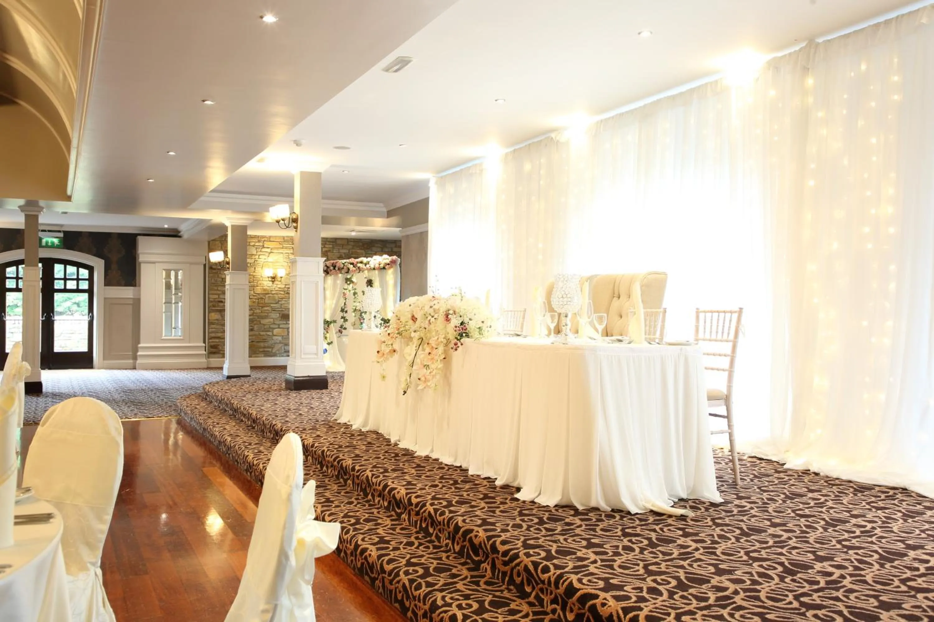 Banquet/Function facilities in Mulroy Woods Hotel