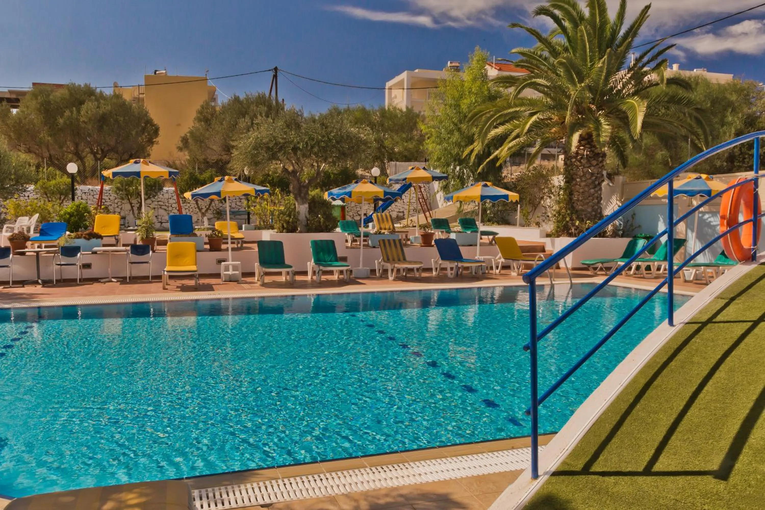 Pool view in Olympic Hotel