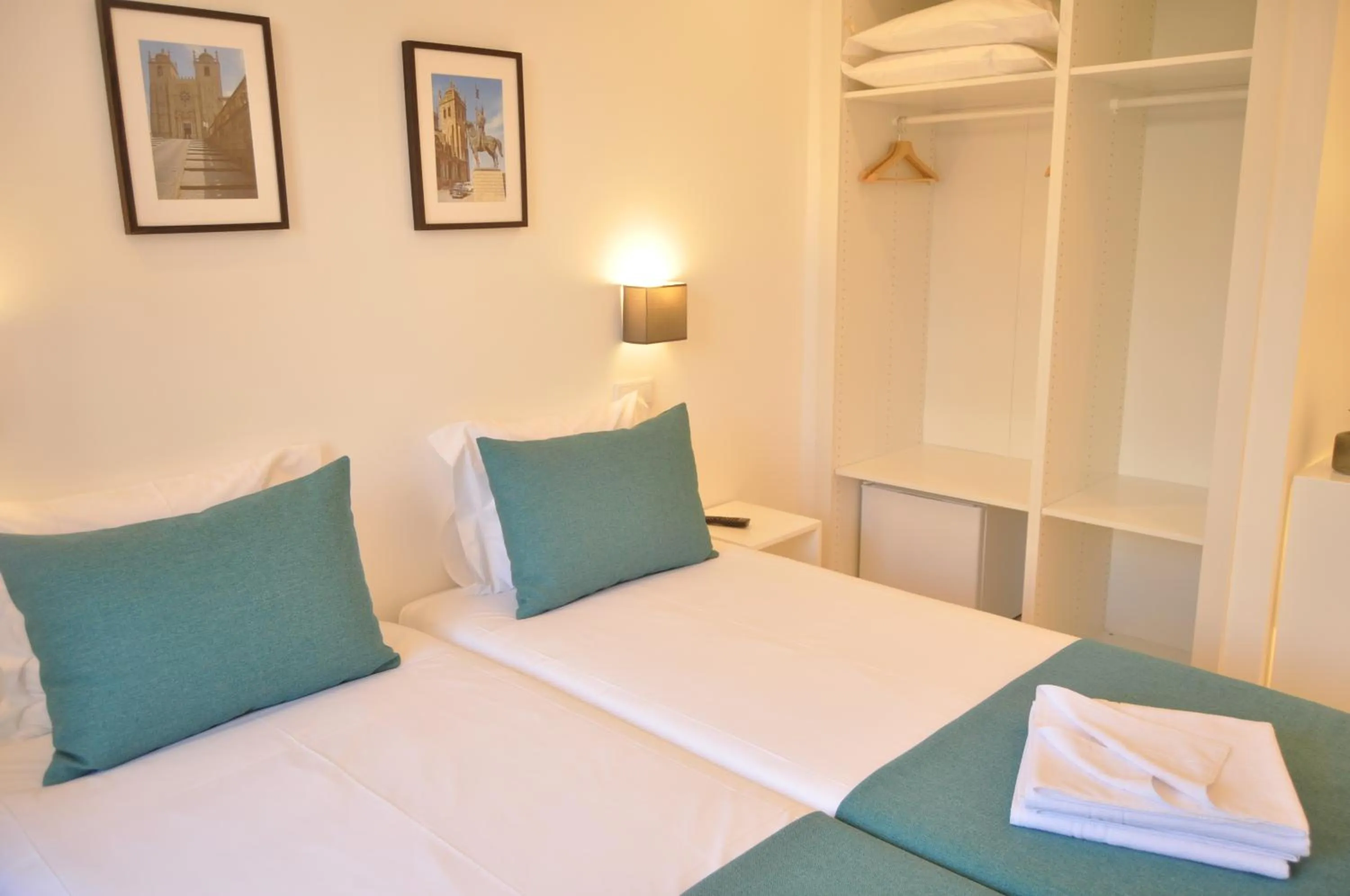 Bed in Mystay Porto Batalha