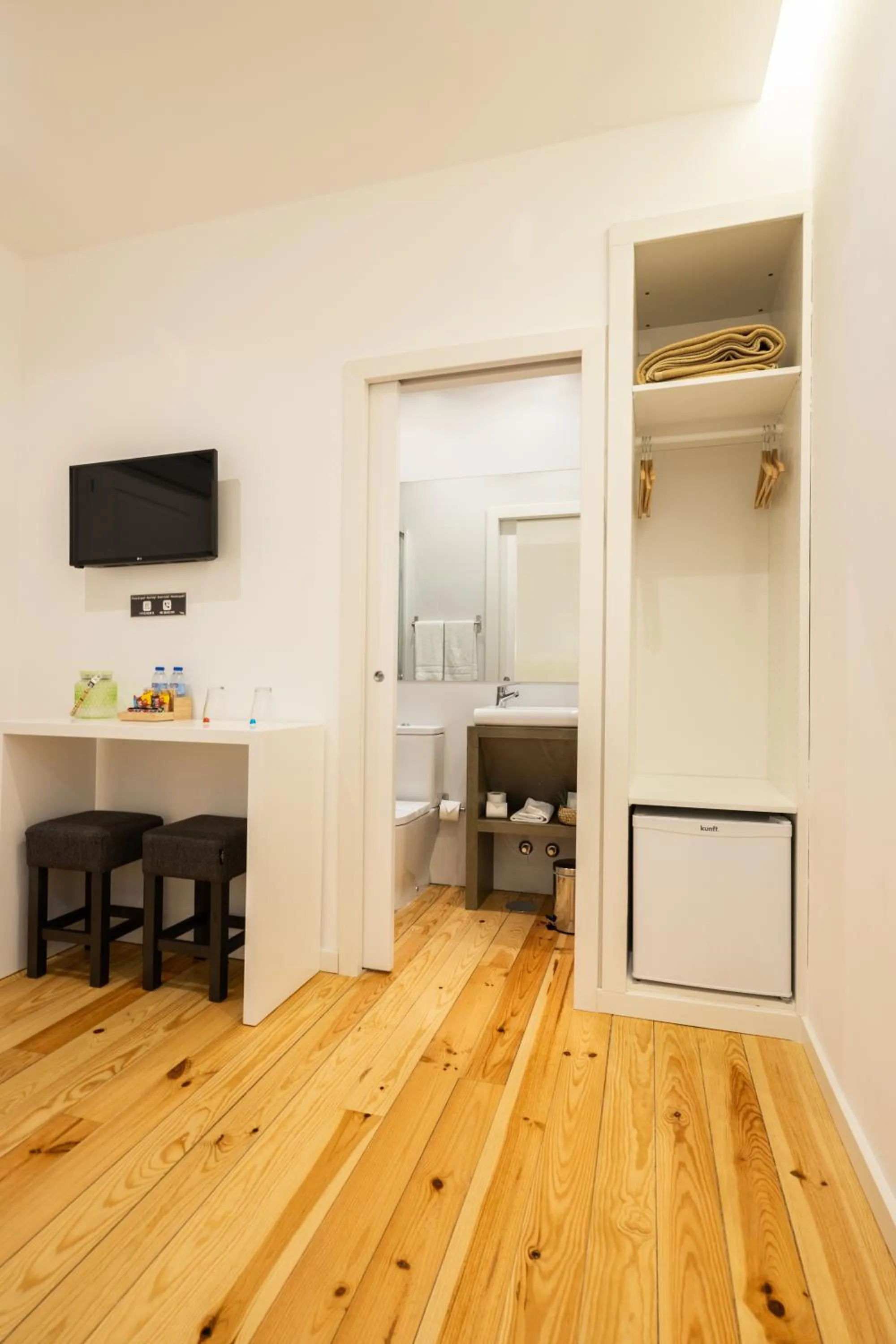 Bedroom in Mystay Porto Batalha