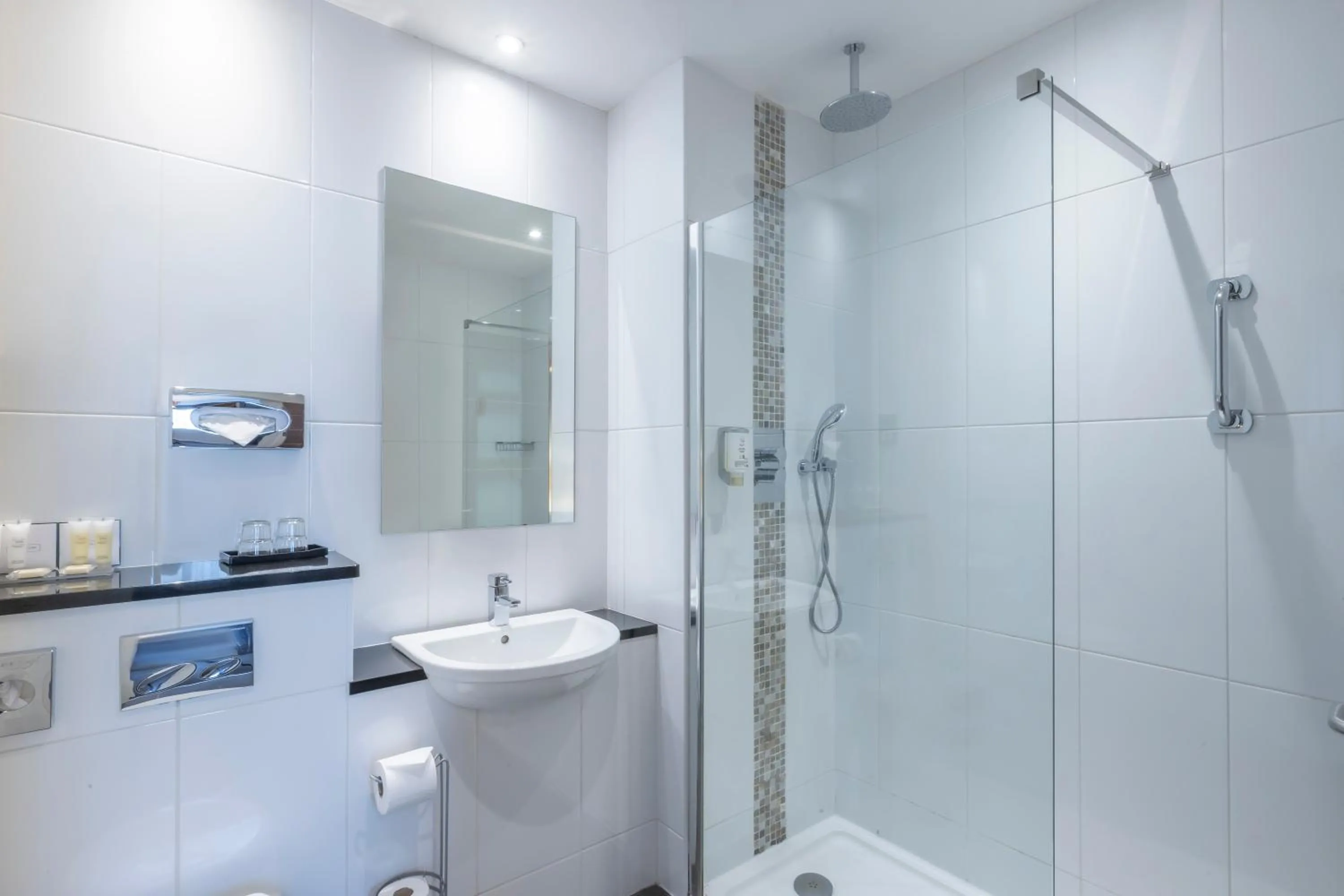 Bathroom in Riu Plaza The Gresham Dublin