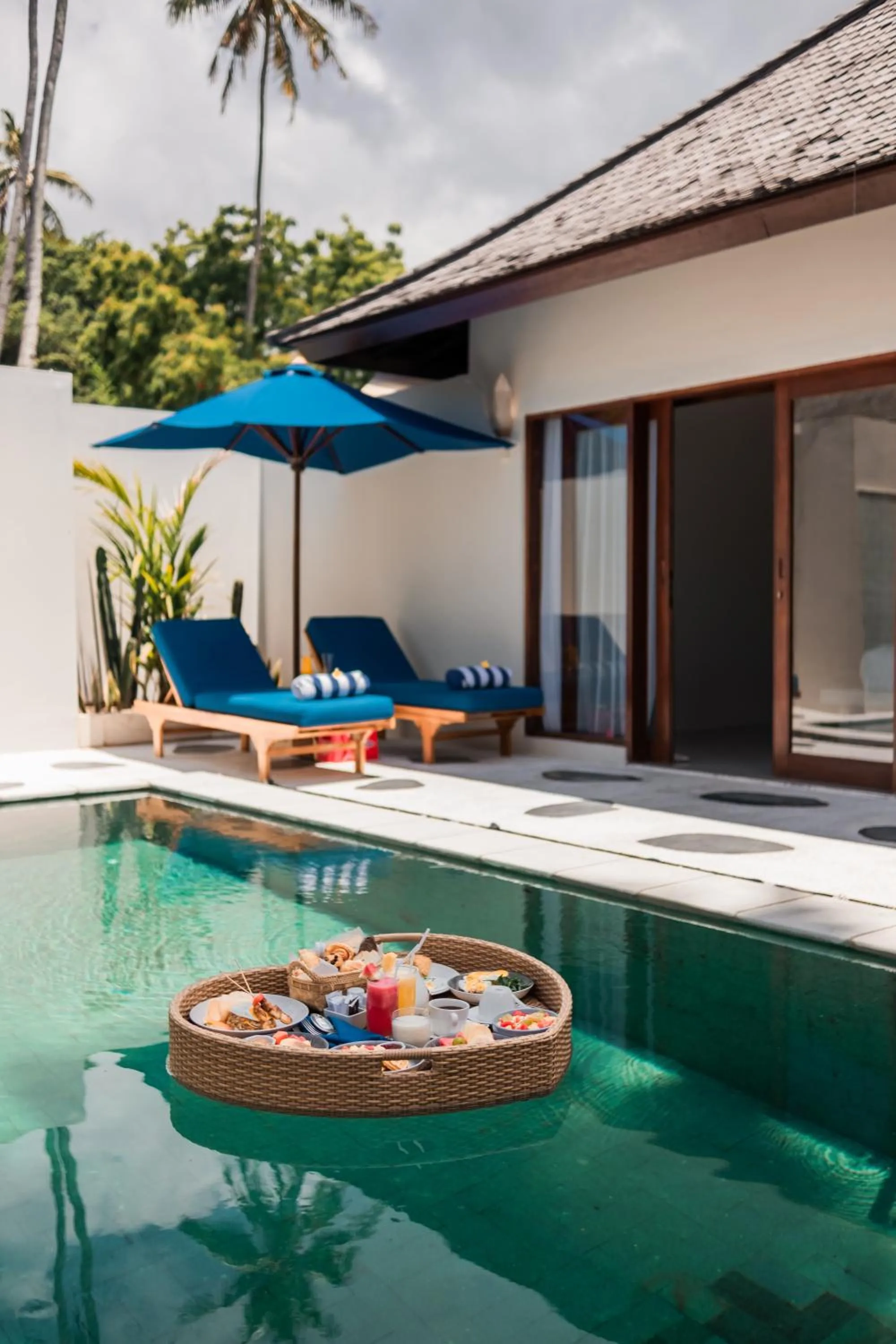 Swimming pool in Living Asia Resort and Spa