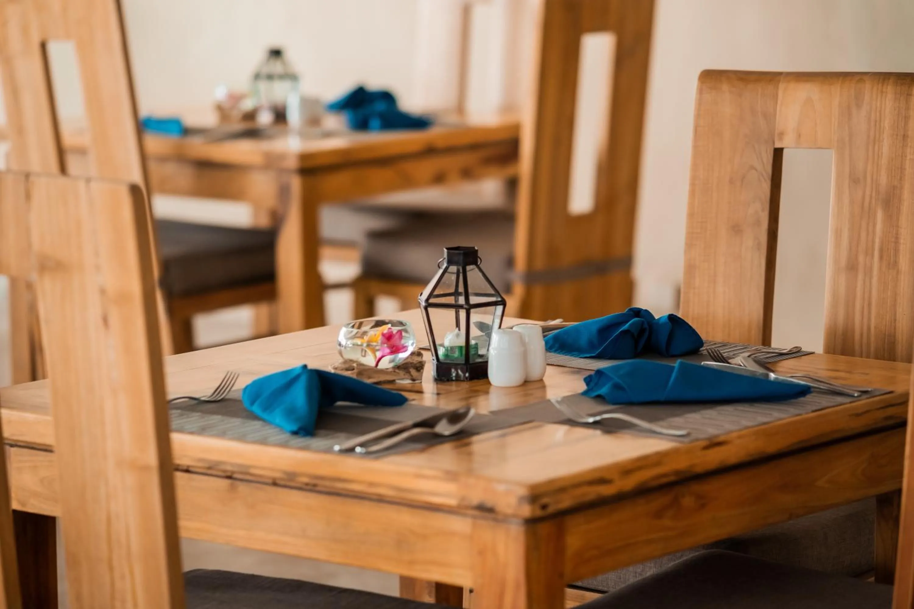 Restaurant/places to eat in Living Asia Resort and Spa