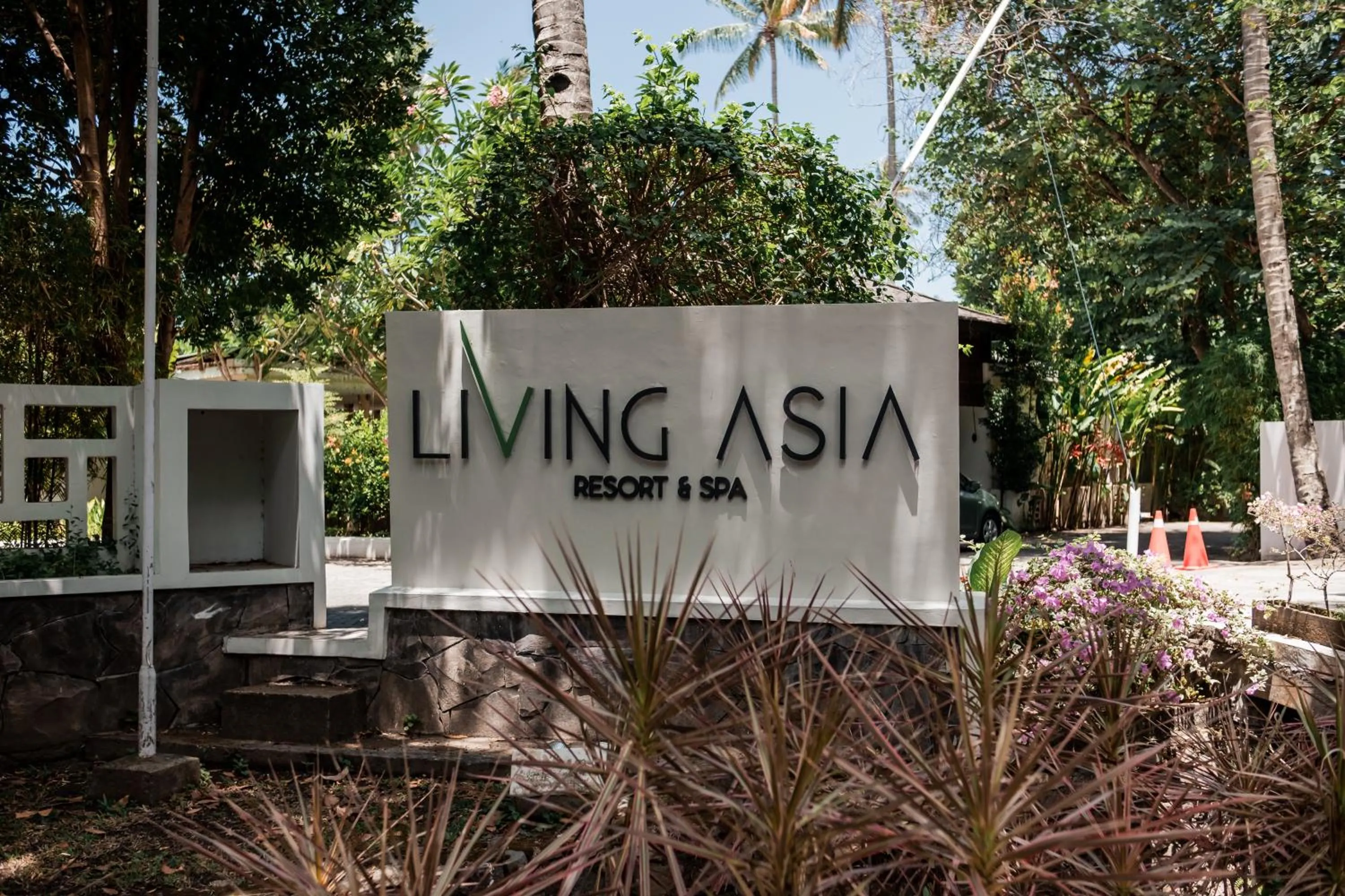Facade/entrance in Living Asia Resort and Spa