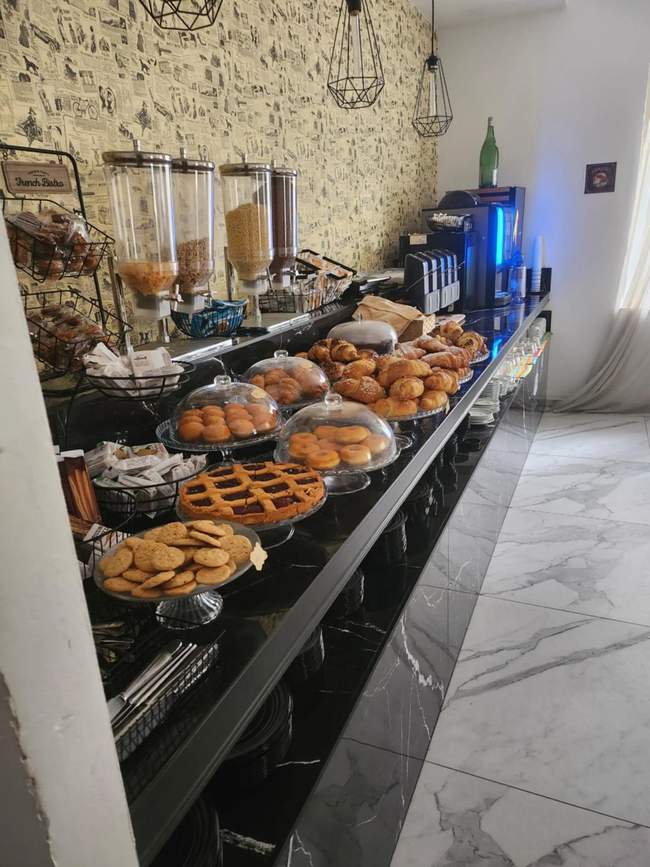 Breakfast in Hotel Nord Est