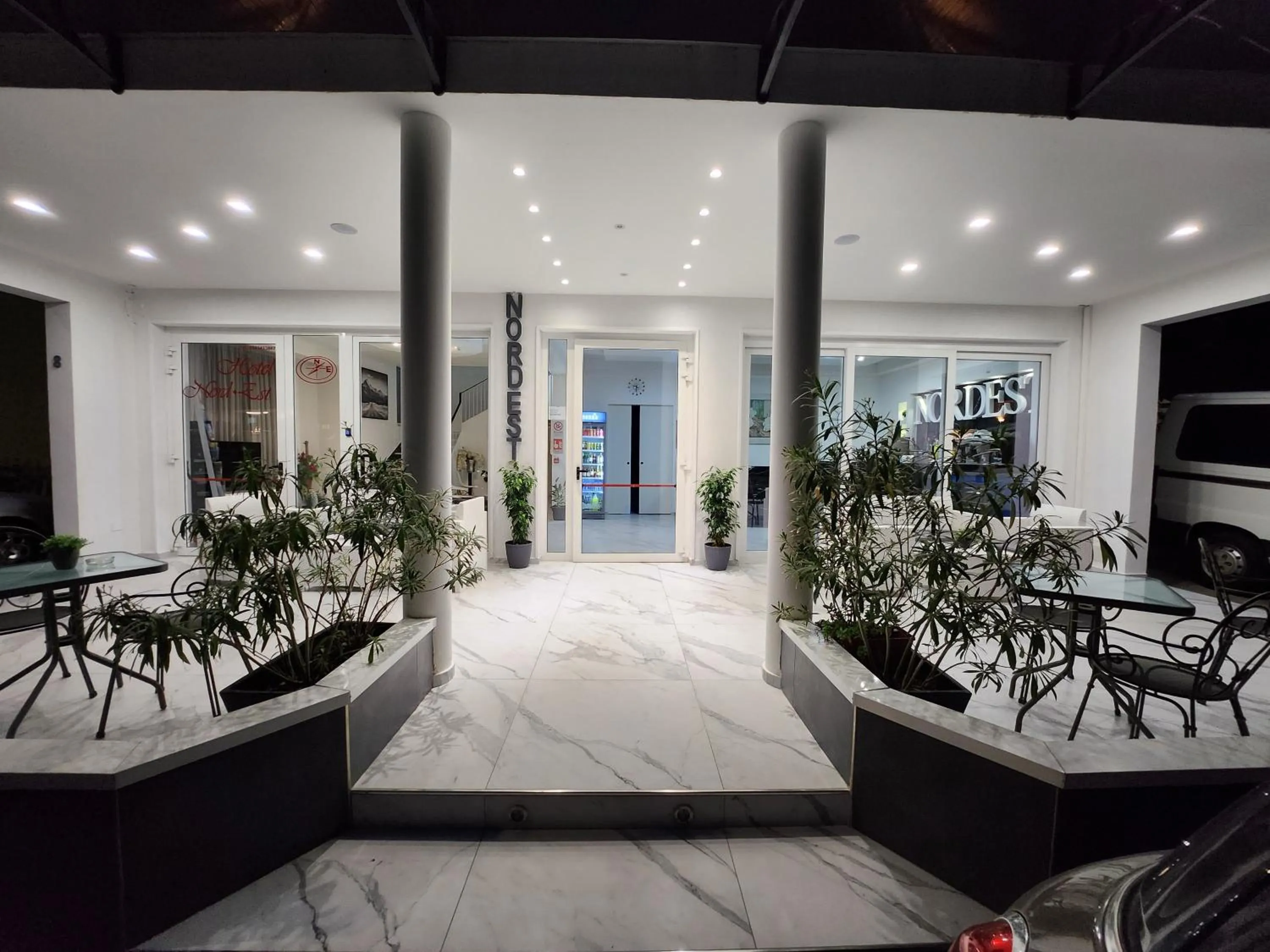 Facade/entrance in Hotel Nord Est