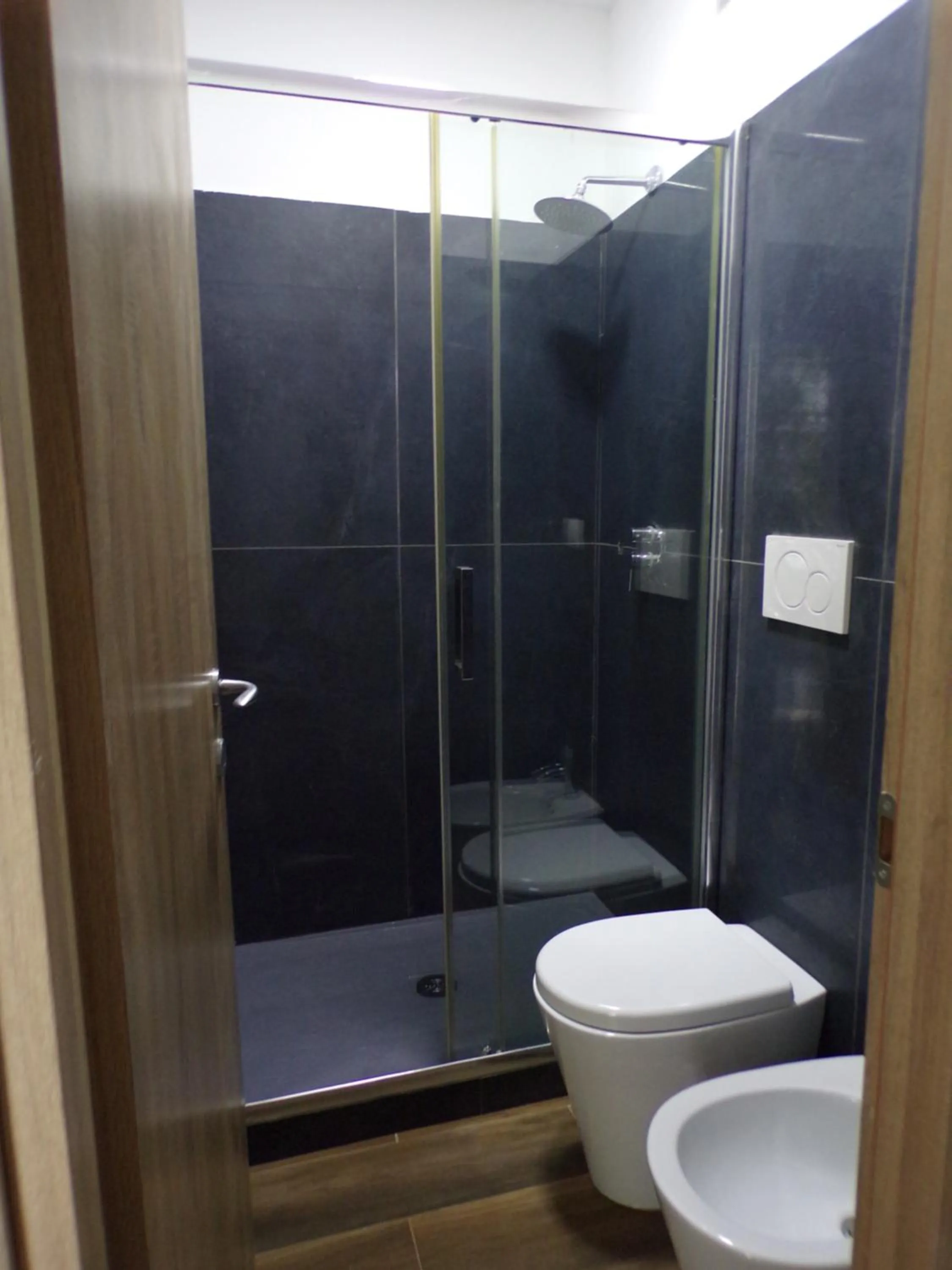 Shower in Hotel Nord Est