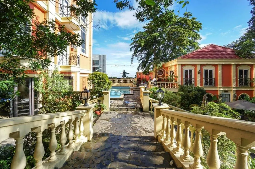 Property building in Viewpark Hotel Tagaytay