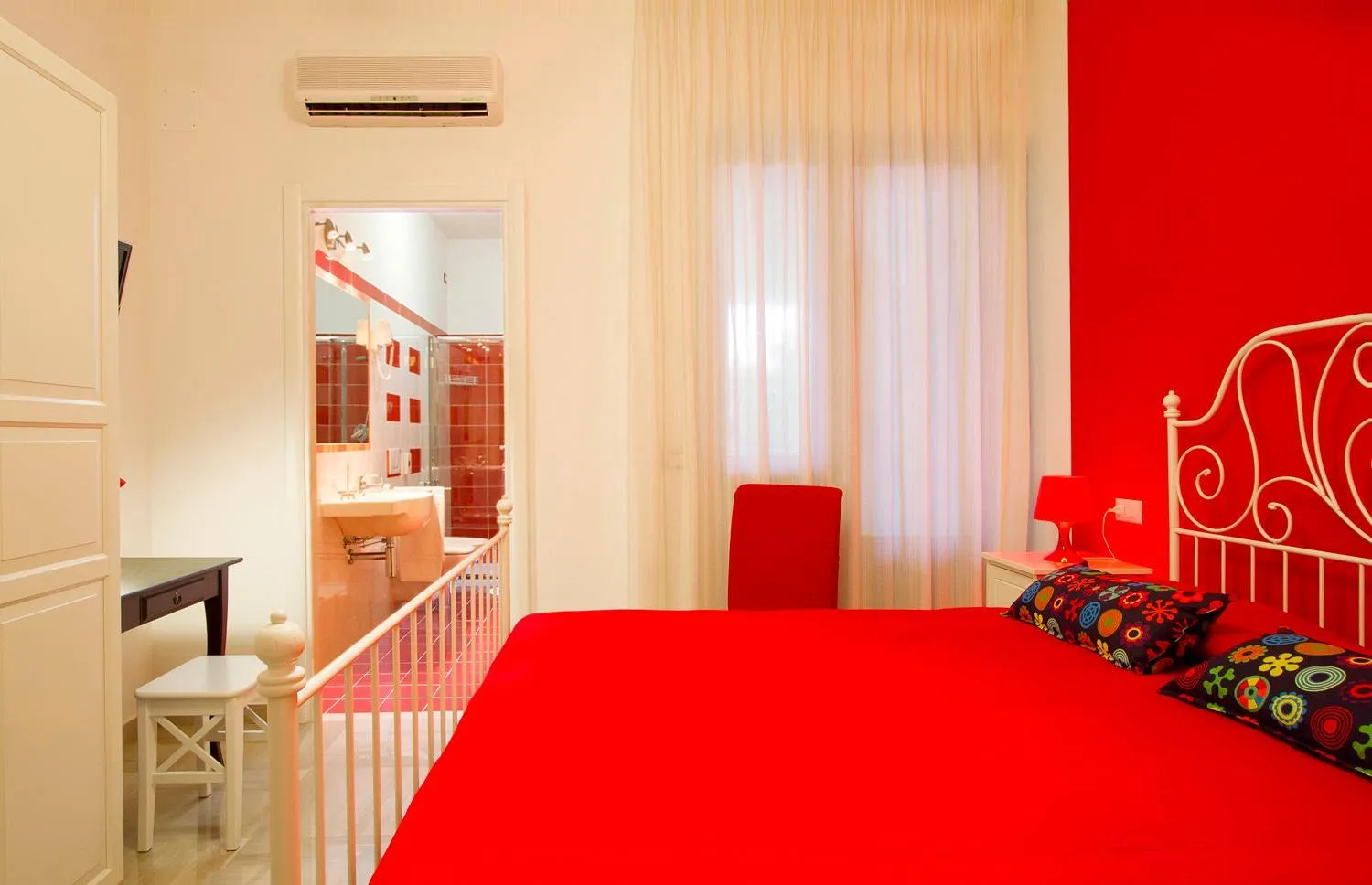 Photo of the whole room, Bed in Hotel La Maestra