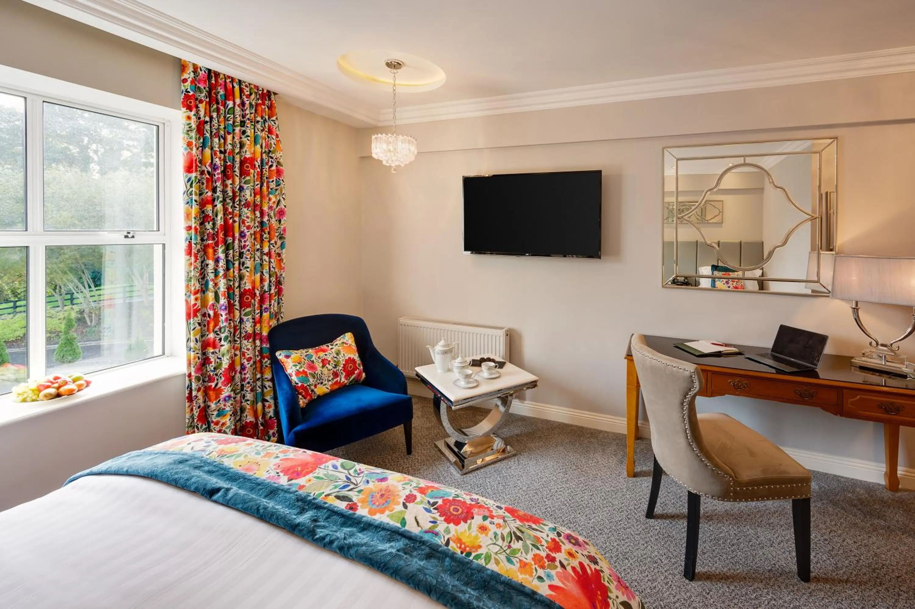 Bedroom, Bed in Cork's Vienna Woods Hotel & Villas