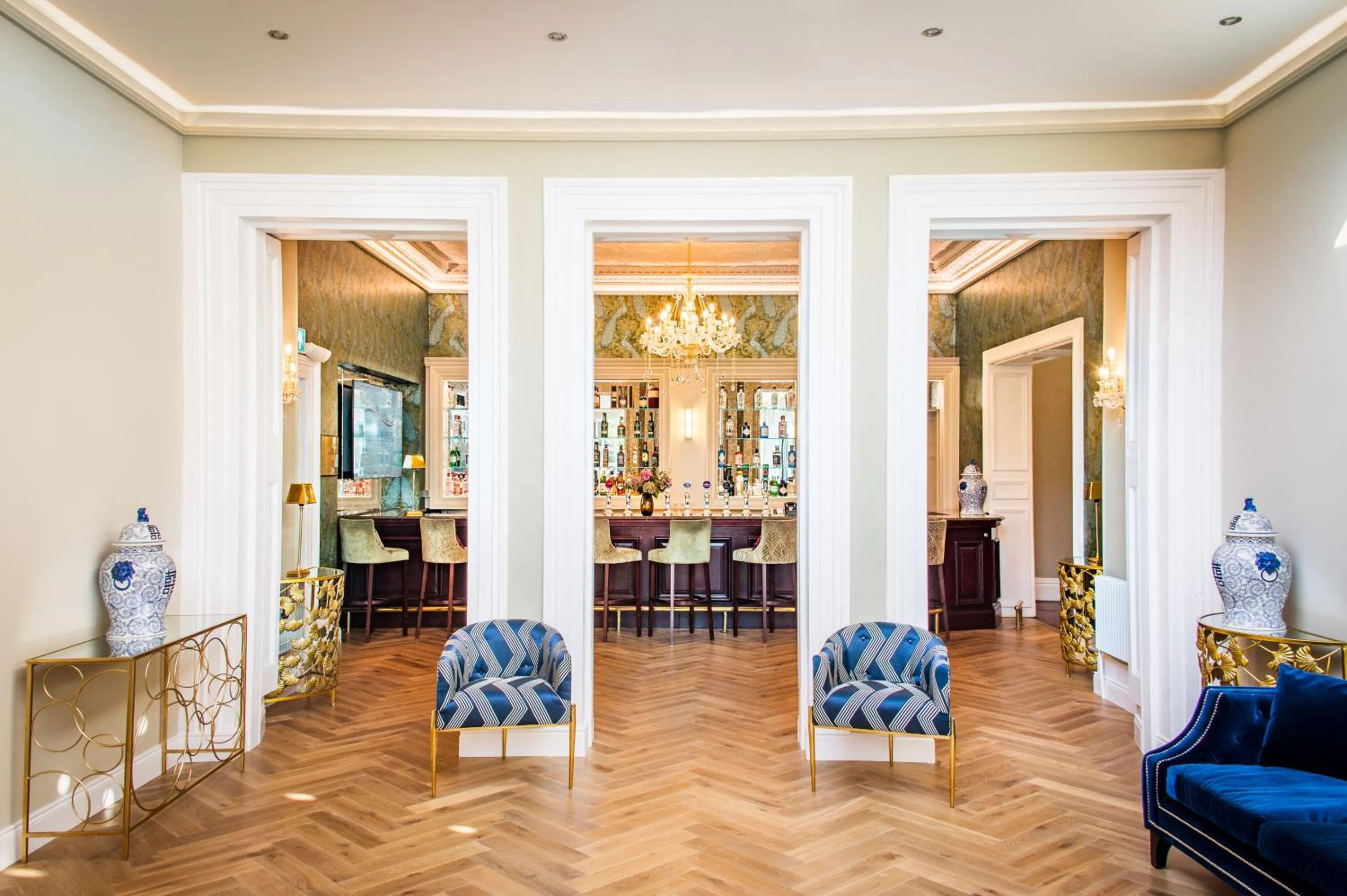 Drinks in Cork's Vienna Woods Hotel & Villas