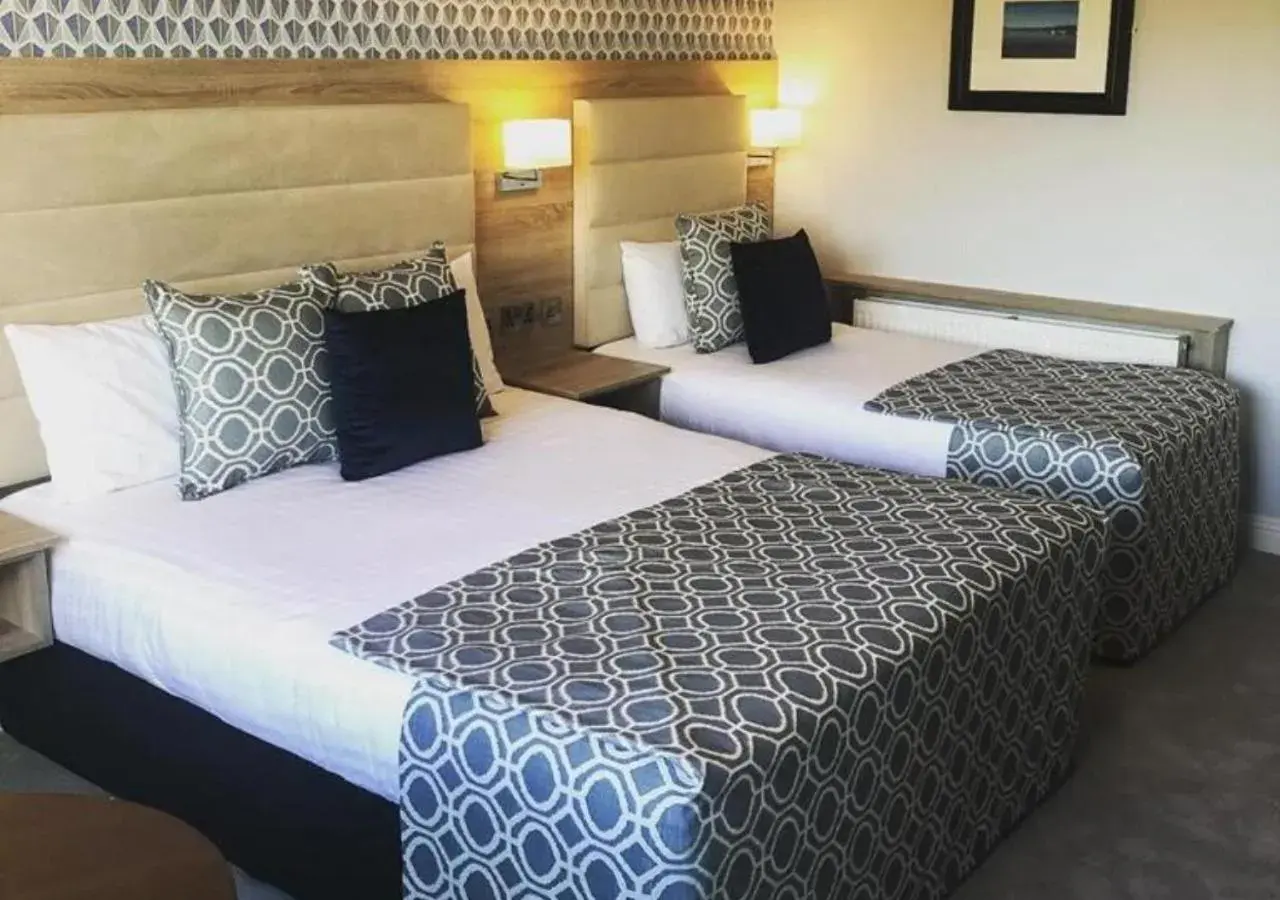 Triple Room in Kiltimagh Park Hotel Triple Room in Kiltimagh Park Hotel