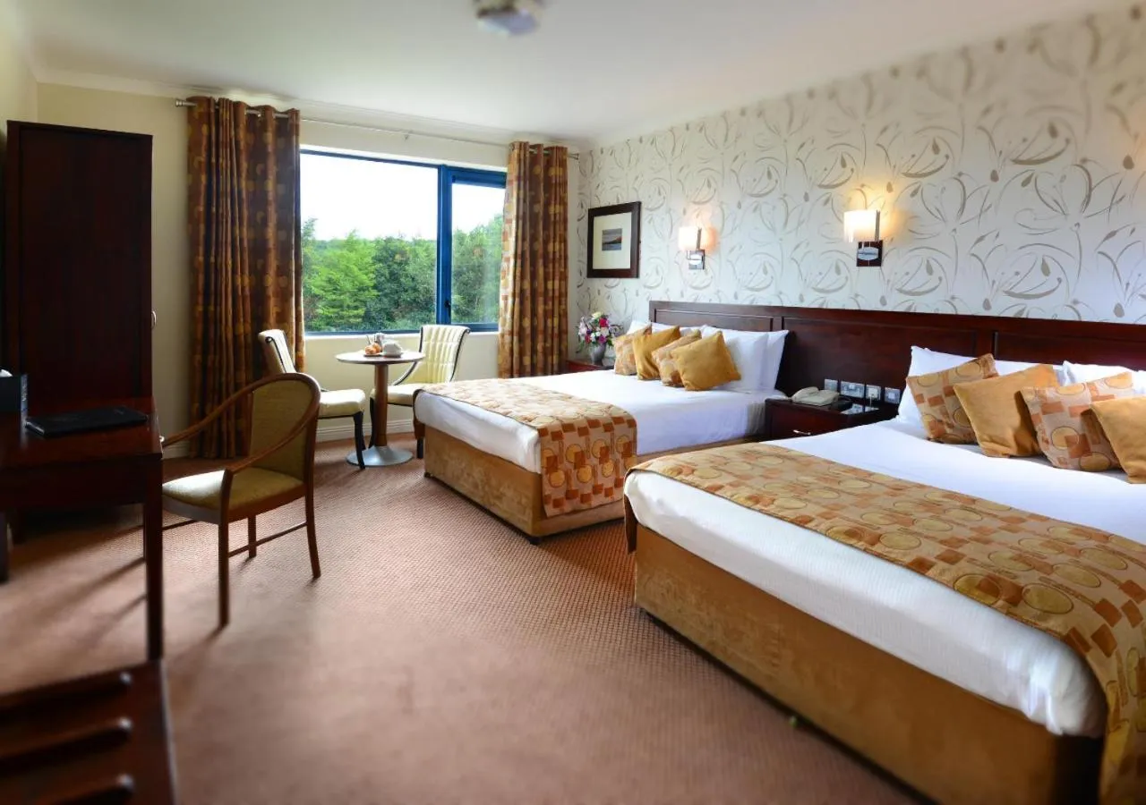 Bedroom, Bed in Kiltimagh Park Hotel