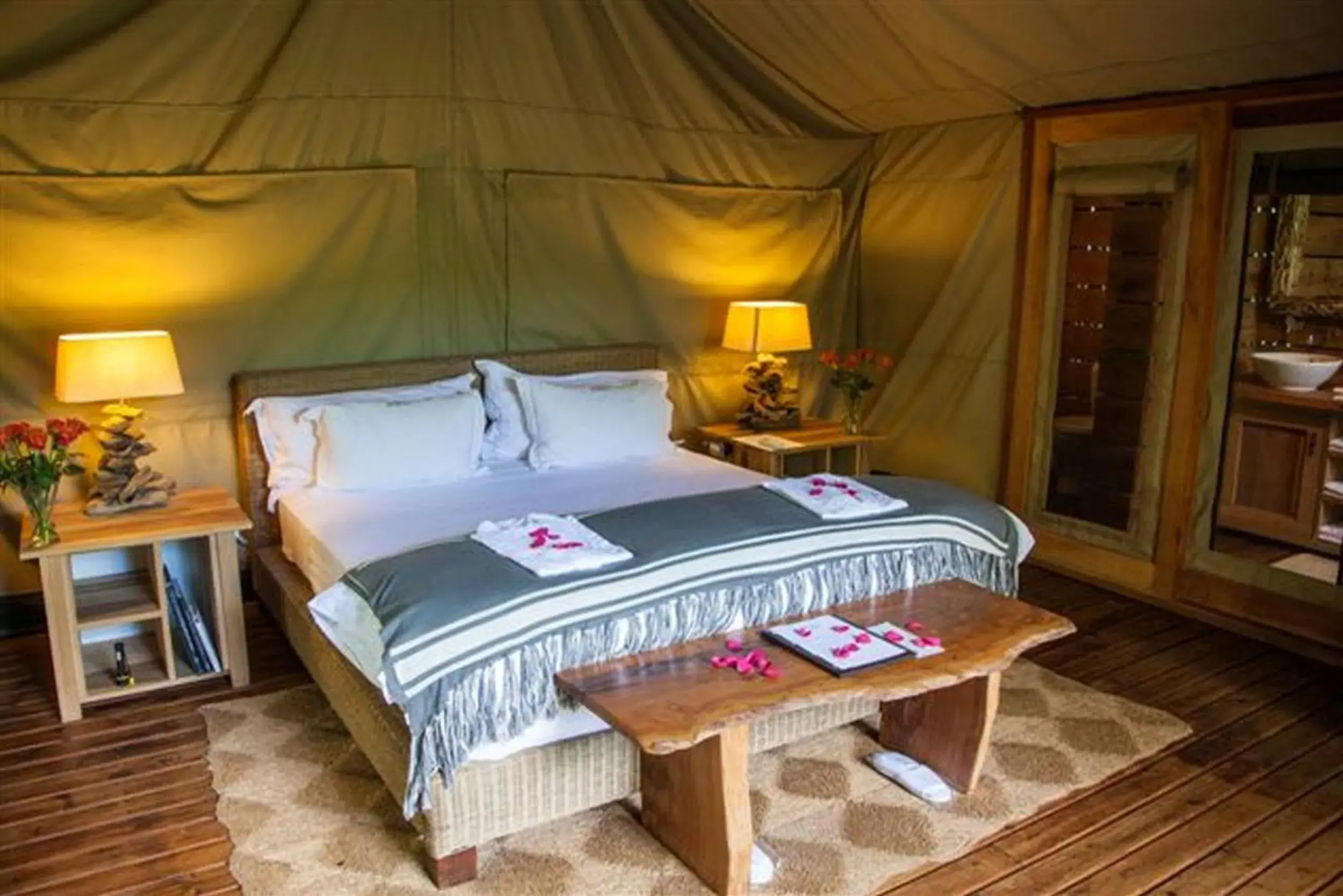 River Facing Luxury Tent - single occupancy in Summerfields Rose Retreat and Spa River Facing Luxury Tent - single occupancy in Summerfields Rose Retreat and Spa