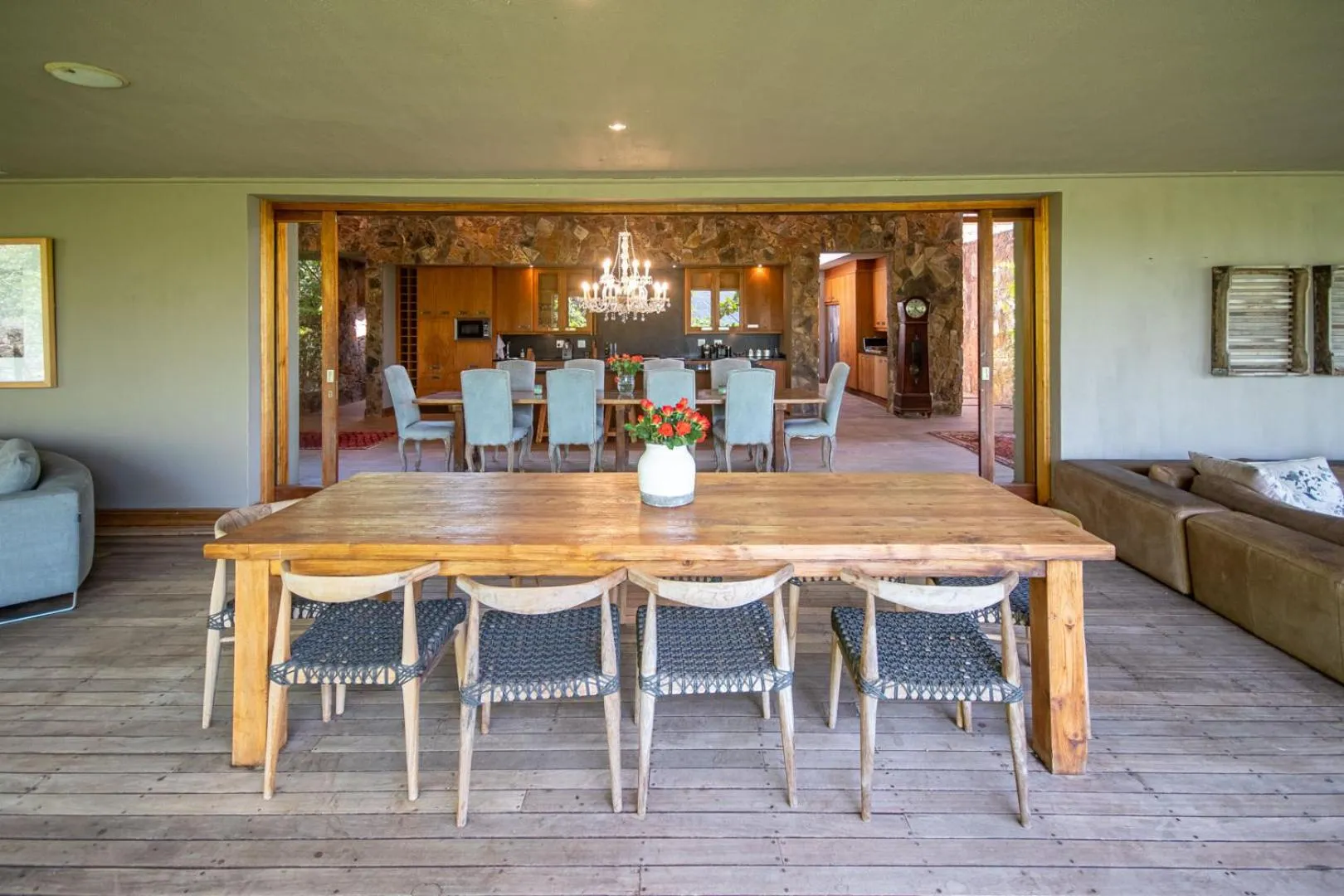 Dining area in Summerfields Rose Retreat and Spa