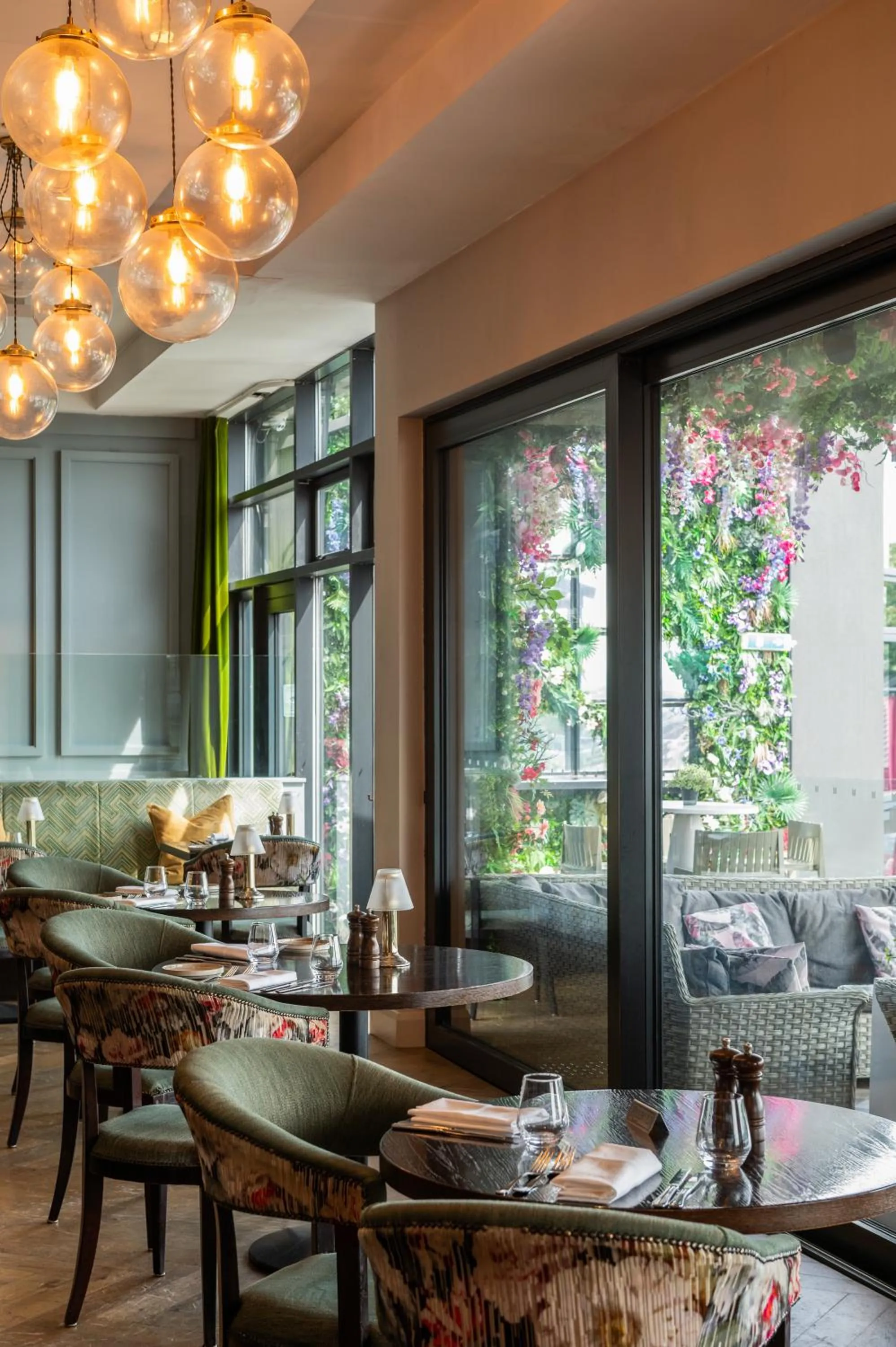 Restaurant/places to eat in The Montenotte Hotel