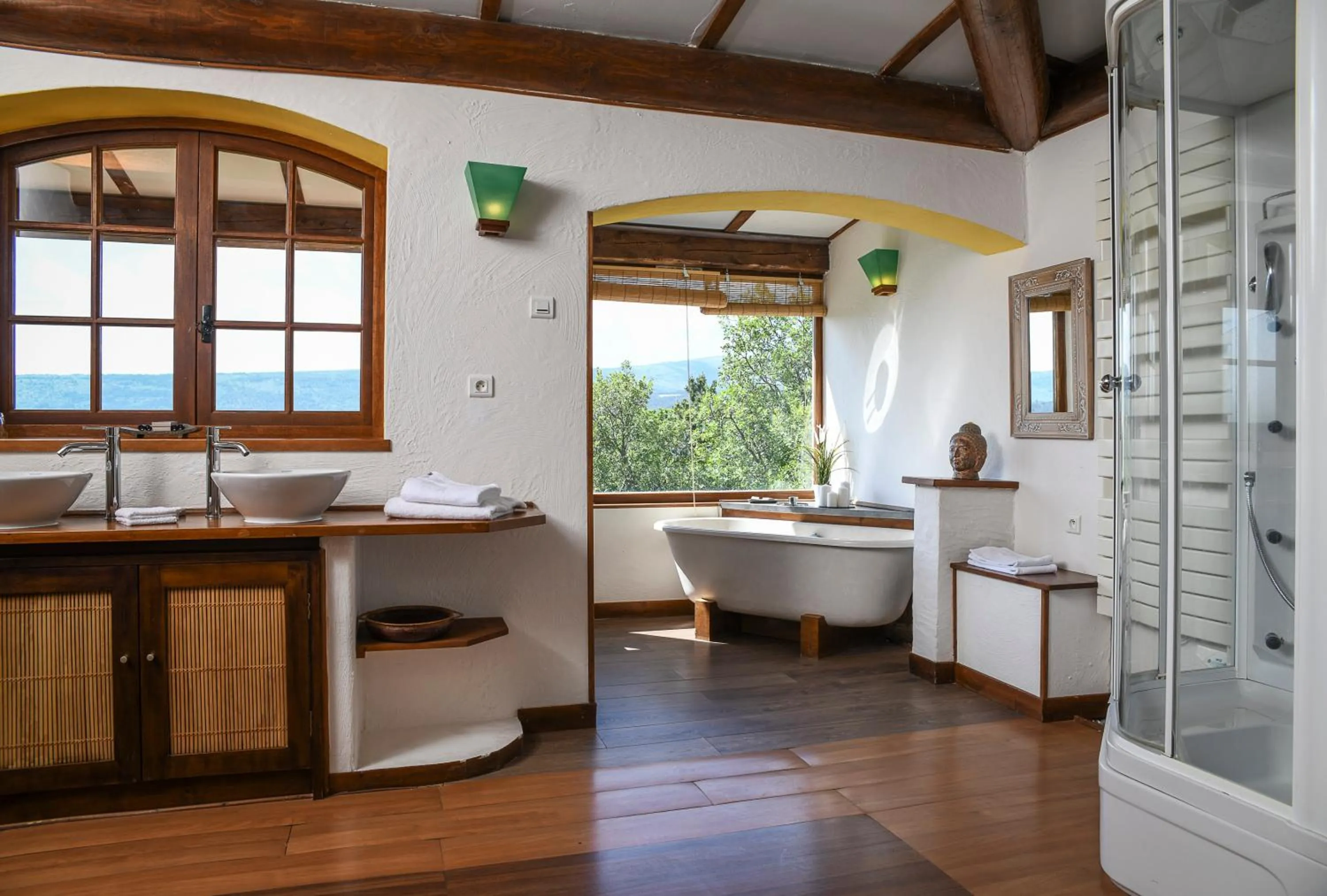 Shower in Domaine du Val de Sault