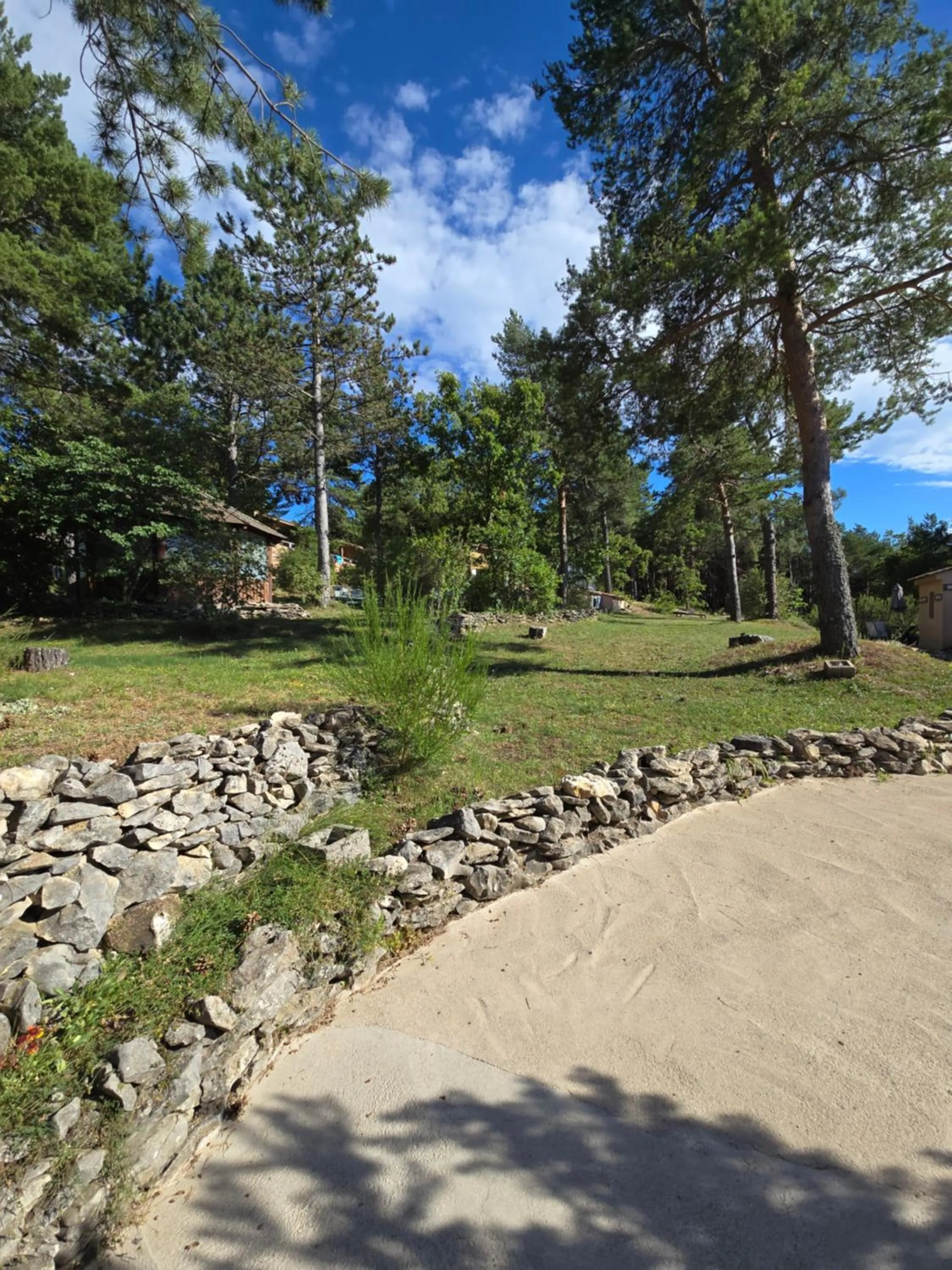 Garden in Domaine du Val de Sault