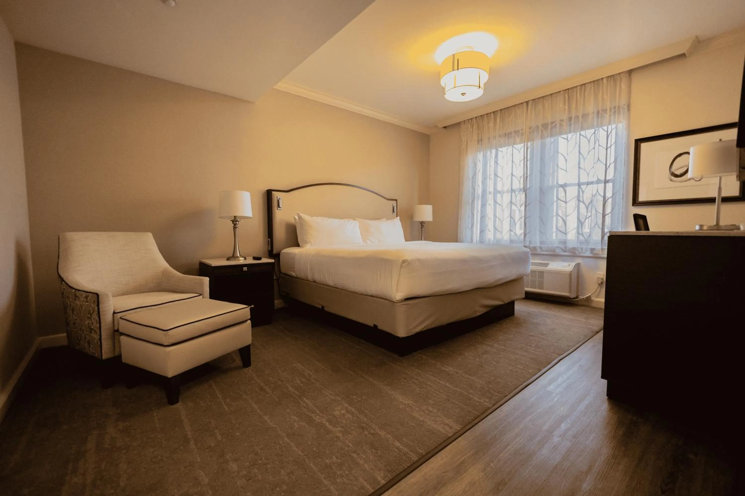 Bed in The Albion Summit