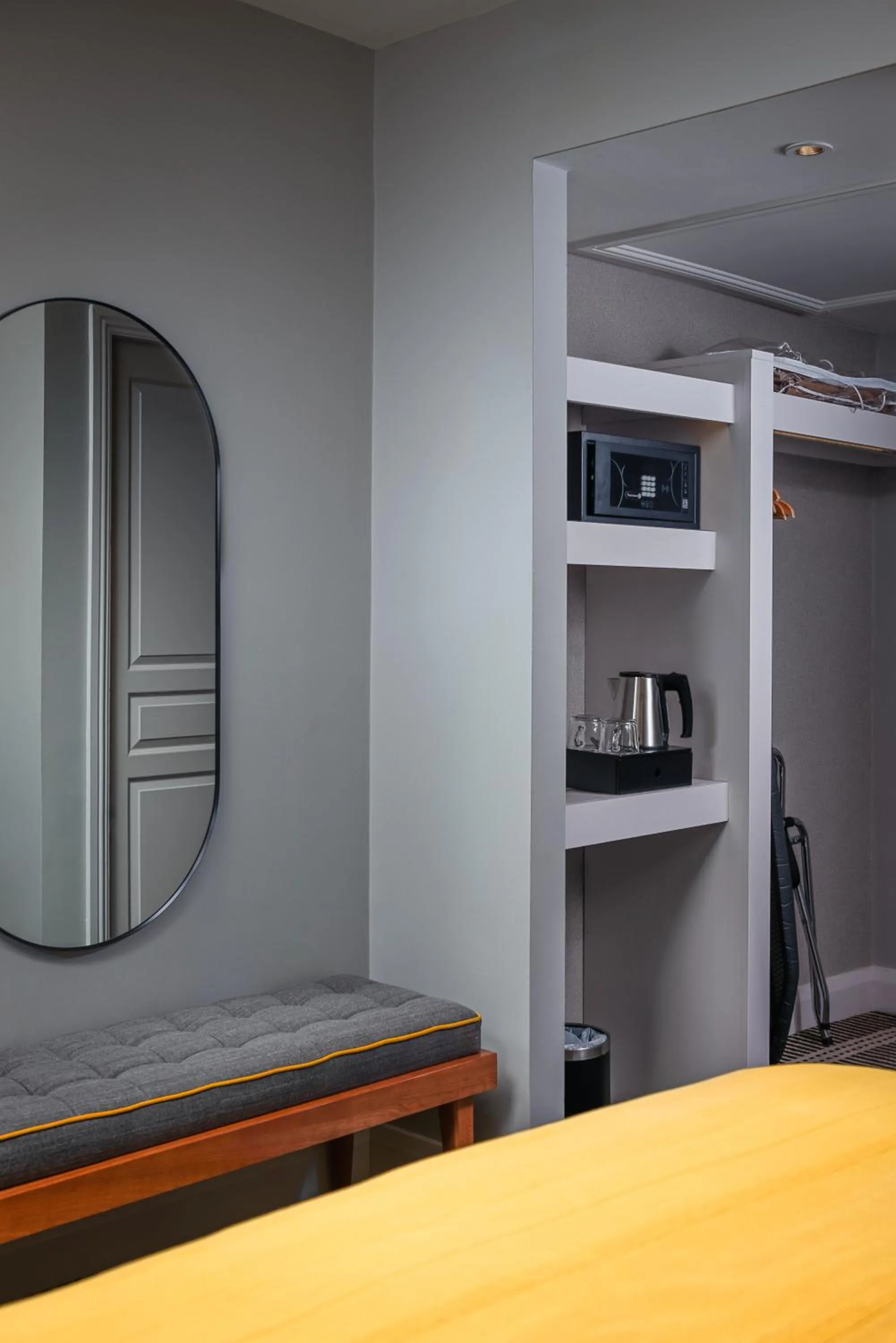 Bed in The Parkavon Hotel