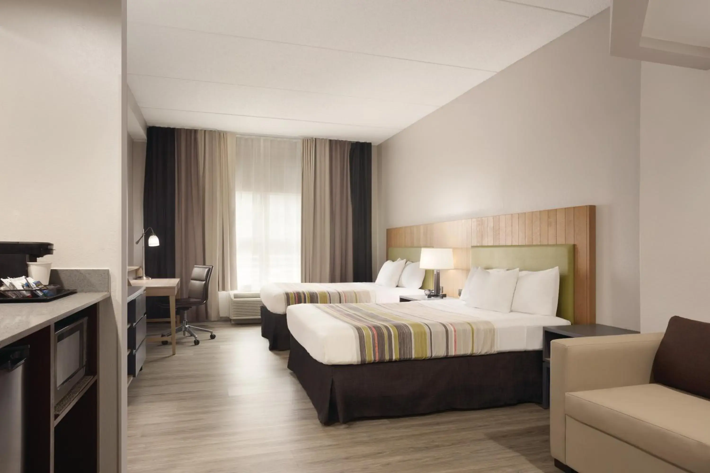 Studio Suite with Two Queen Beds - Non-Smoking in Country Inn & Suites by Radisson, Chattanooga-Lookout Mountain Studio Suite with Two Queen Beds - Non-Smoking in Country Inn & Suites by Radisson, Chattanooga-Lookout Mountain