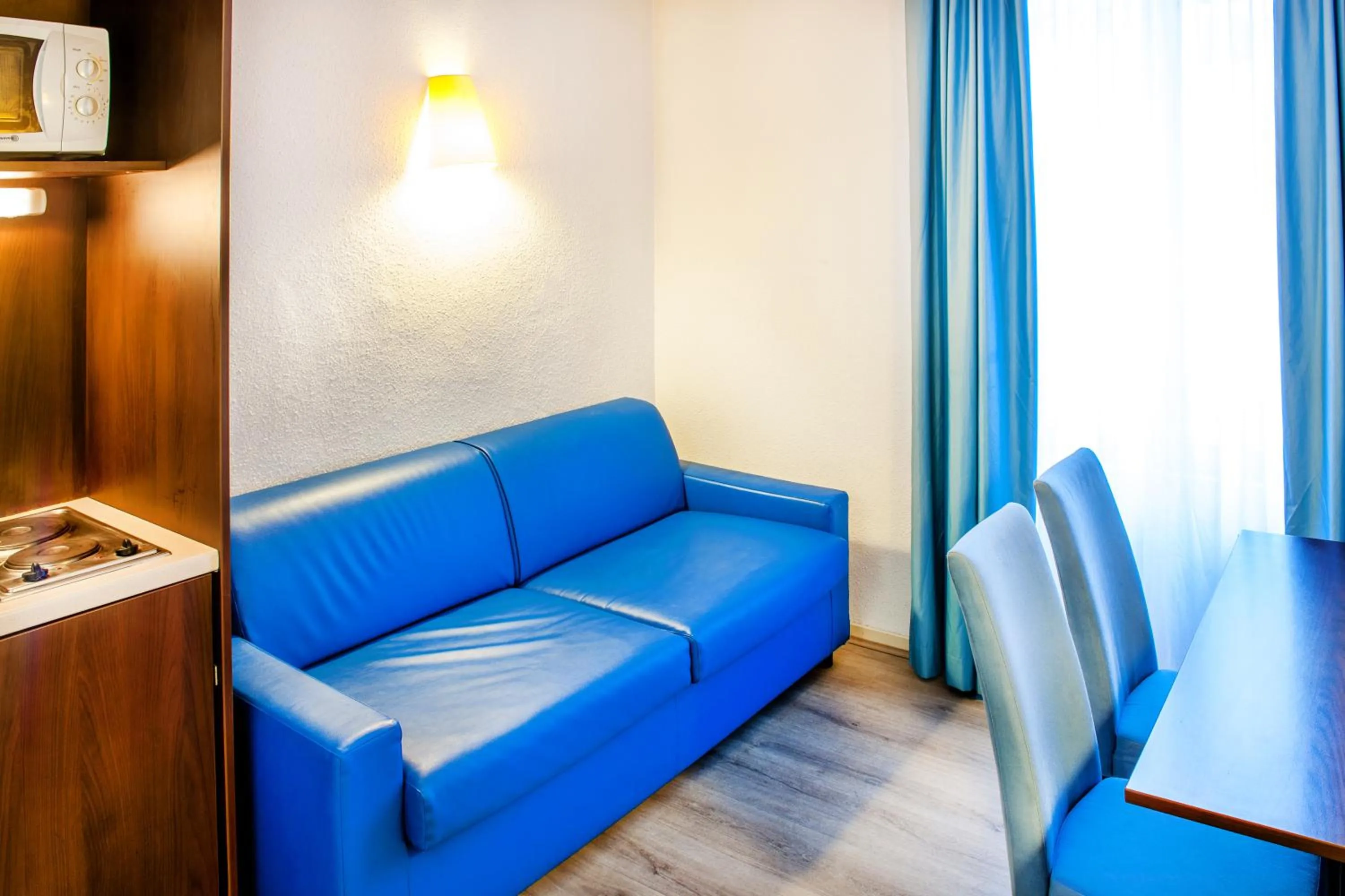 Living room in Appart'hôtel Saint Jean