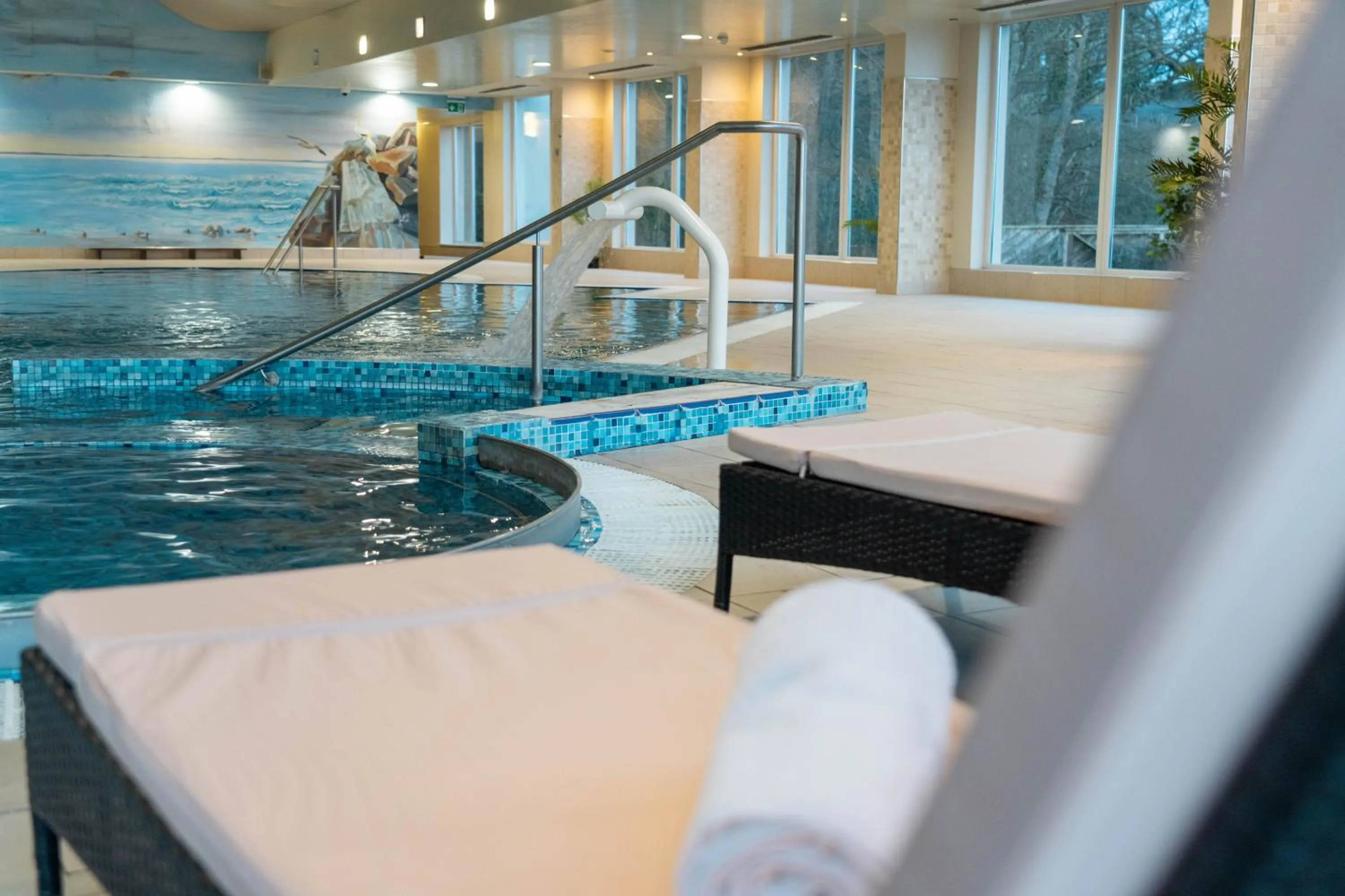 Swimming pool in Redcastle Hotel