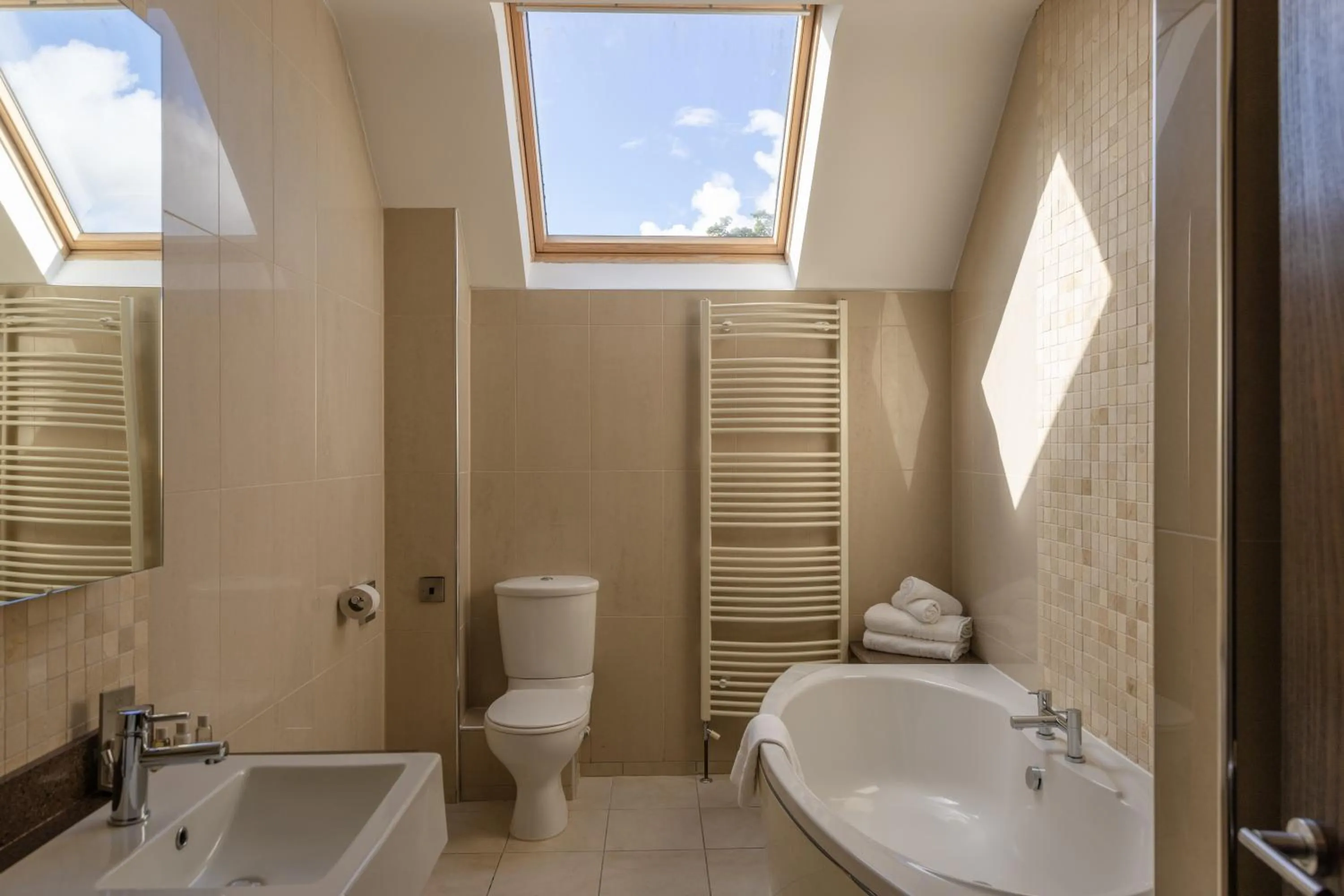 Bathroom in Redcastle Hotel