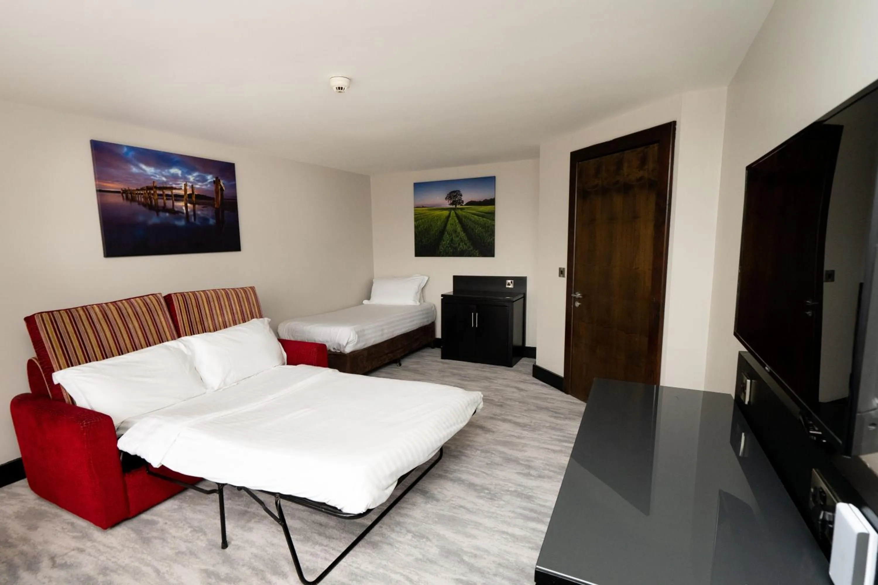 Living room in Redcastle Hotel