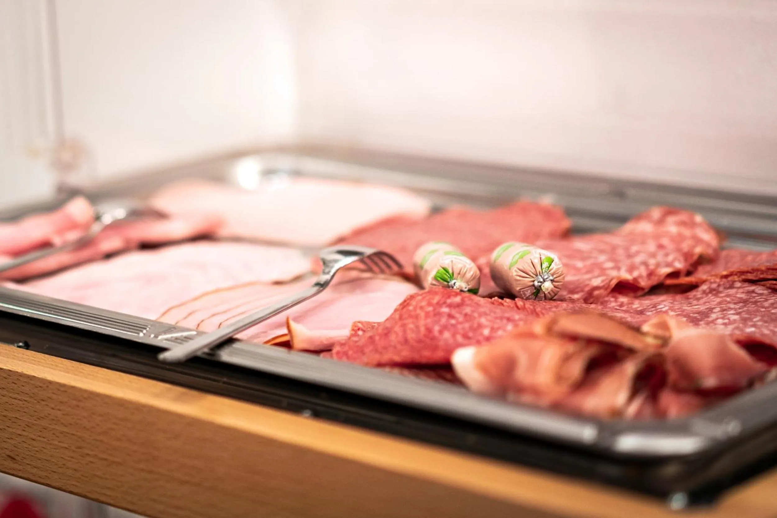 Buffet breakfast in Apart-Hotel Aurora Fiss