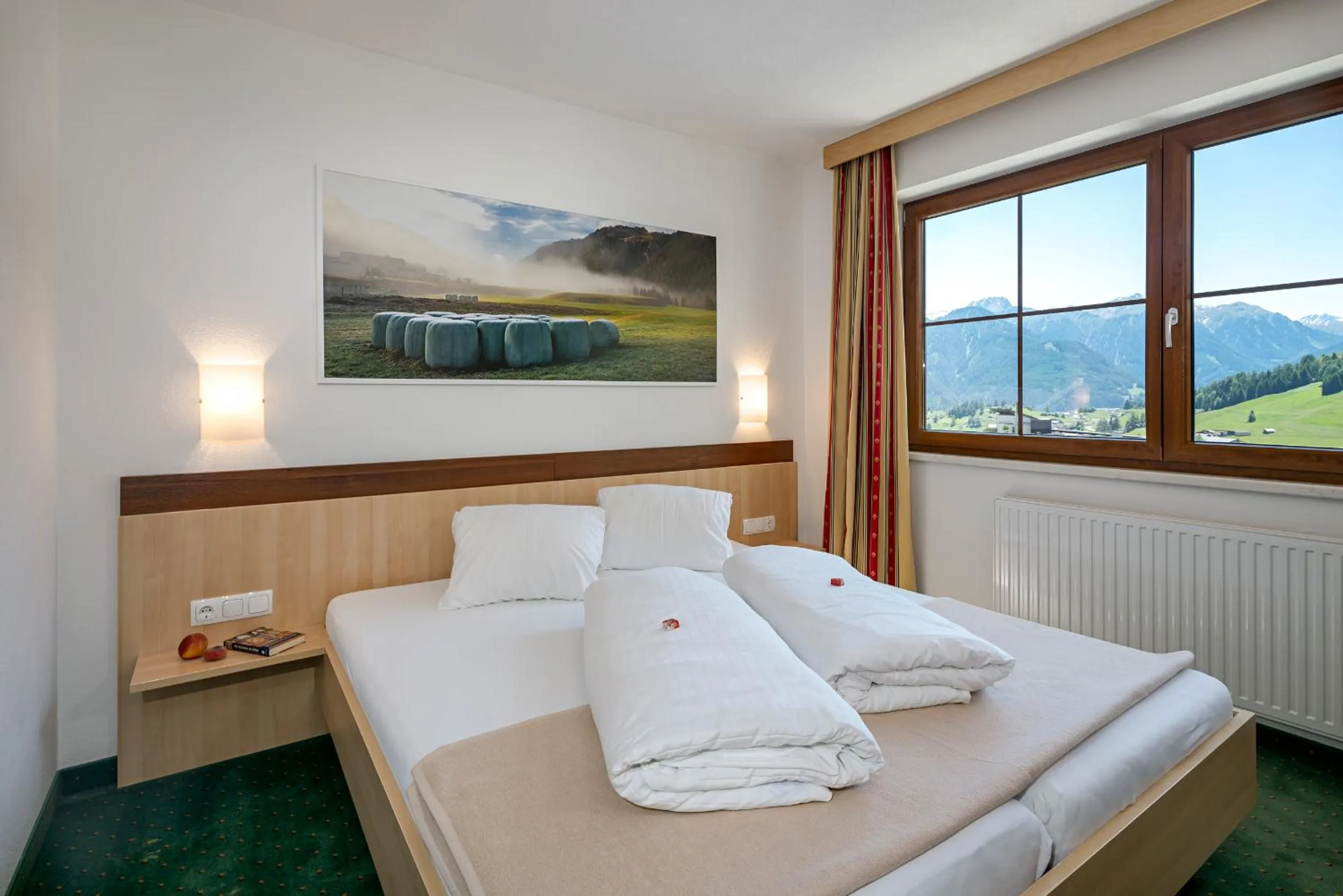 Bedroom, Bed in Apart-Hotel Aurora Fiss