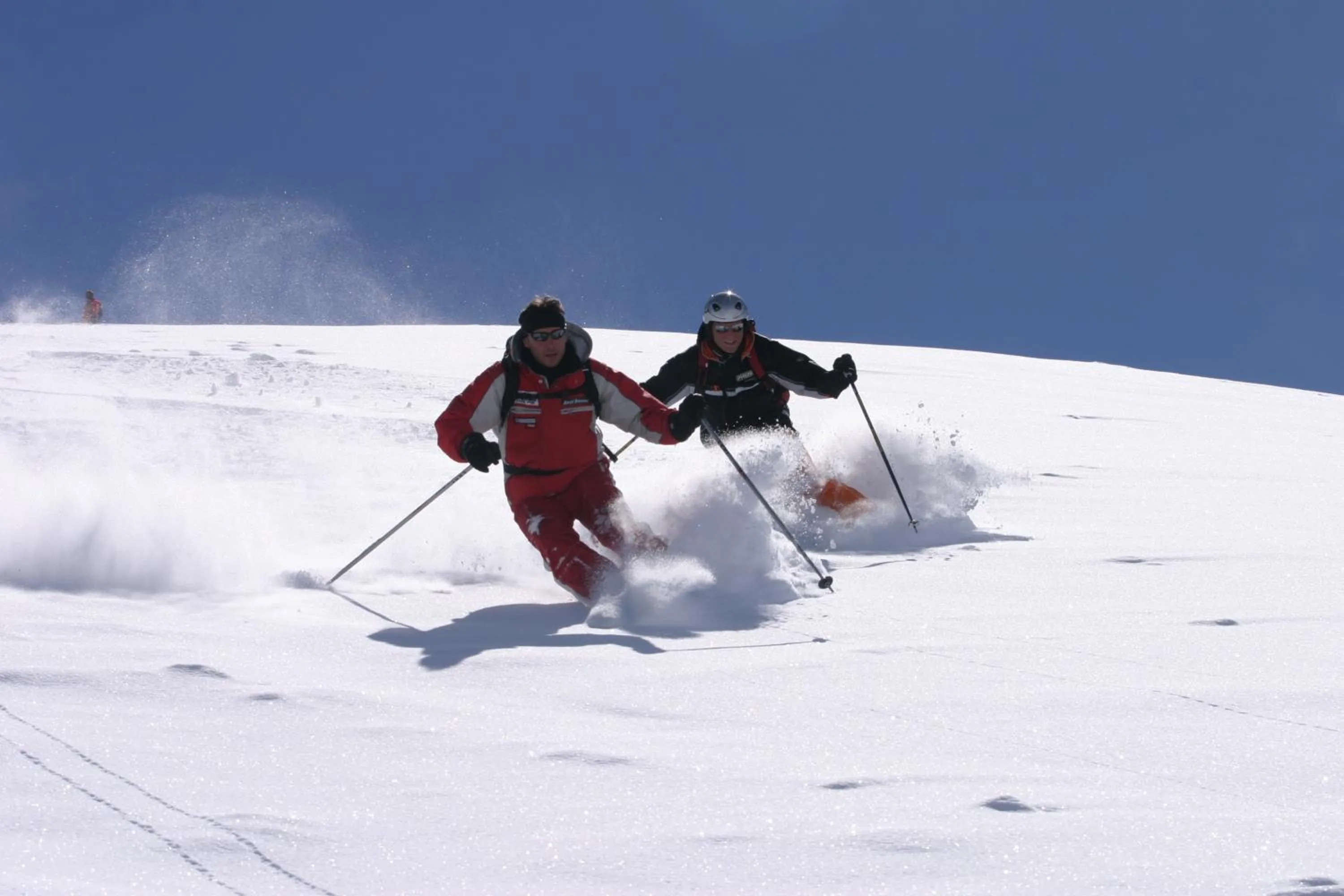 Skiing in Apart-Hotel Aurora Fiss