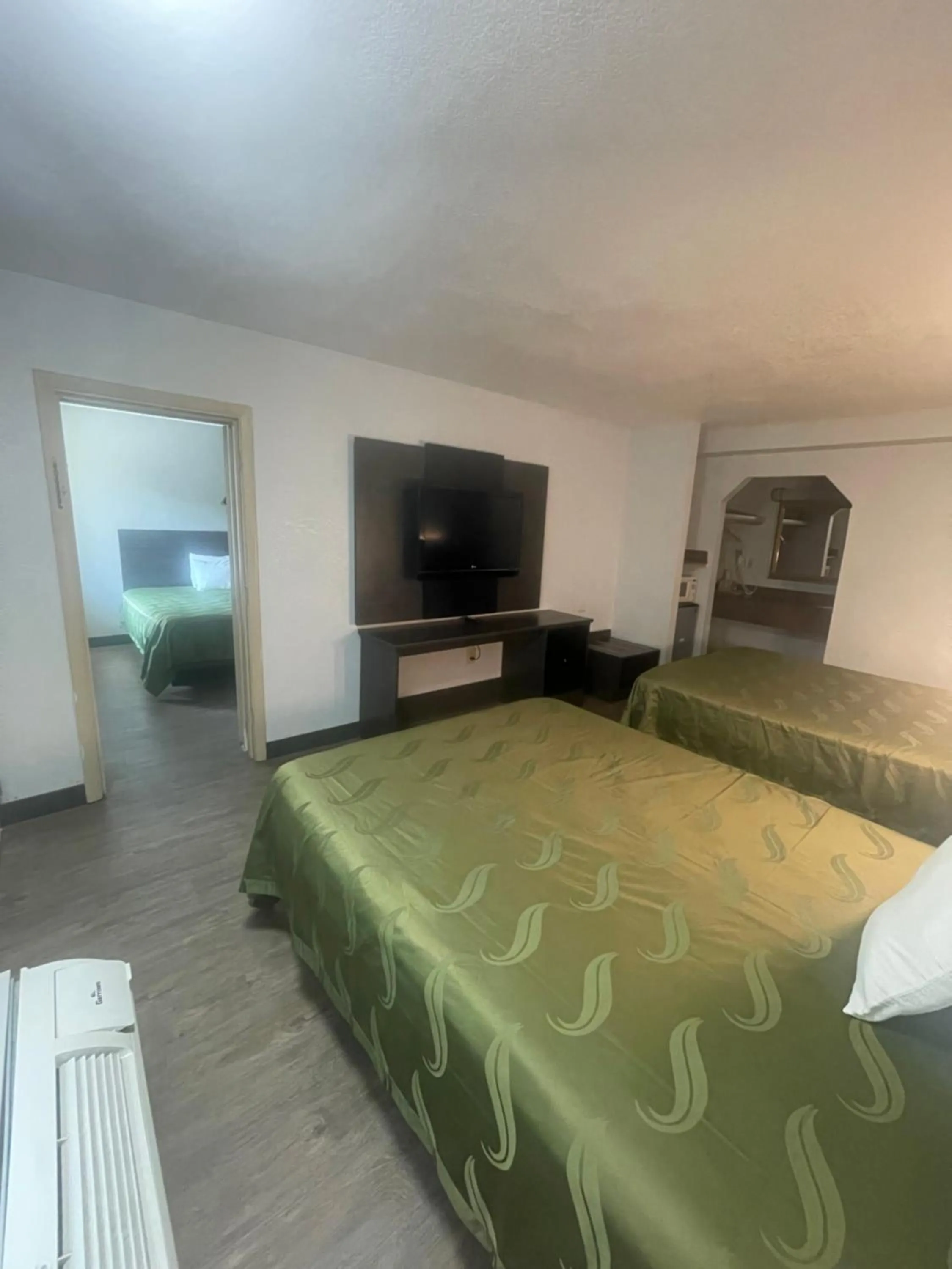 Bedroom, Bed in FairBridge Inn & Suites