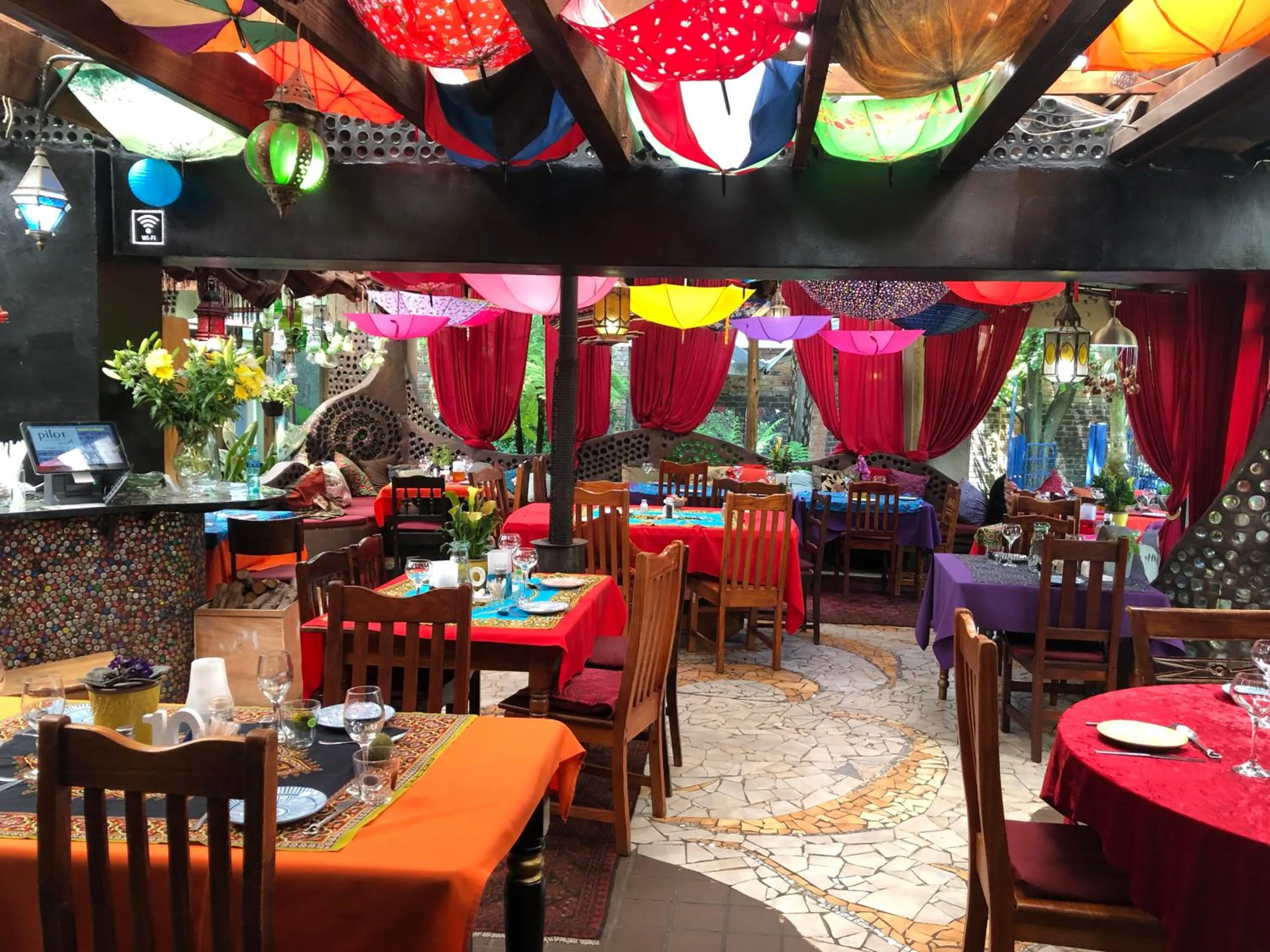 Restaurant/places to eat in Rabbit Hole Hotel